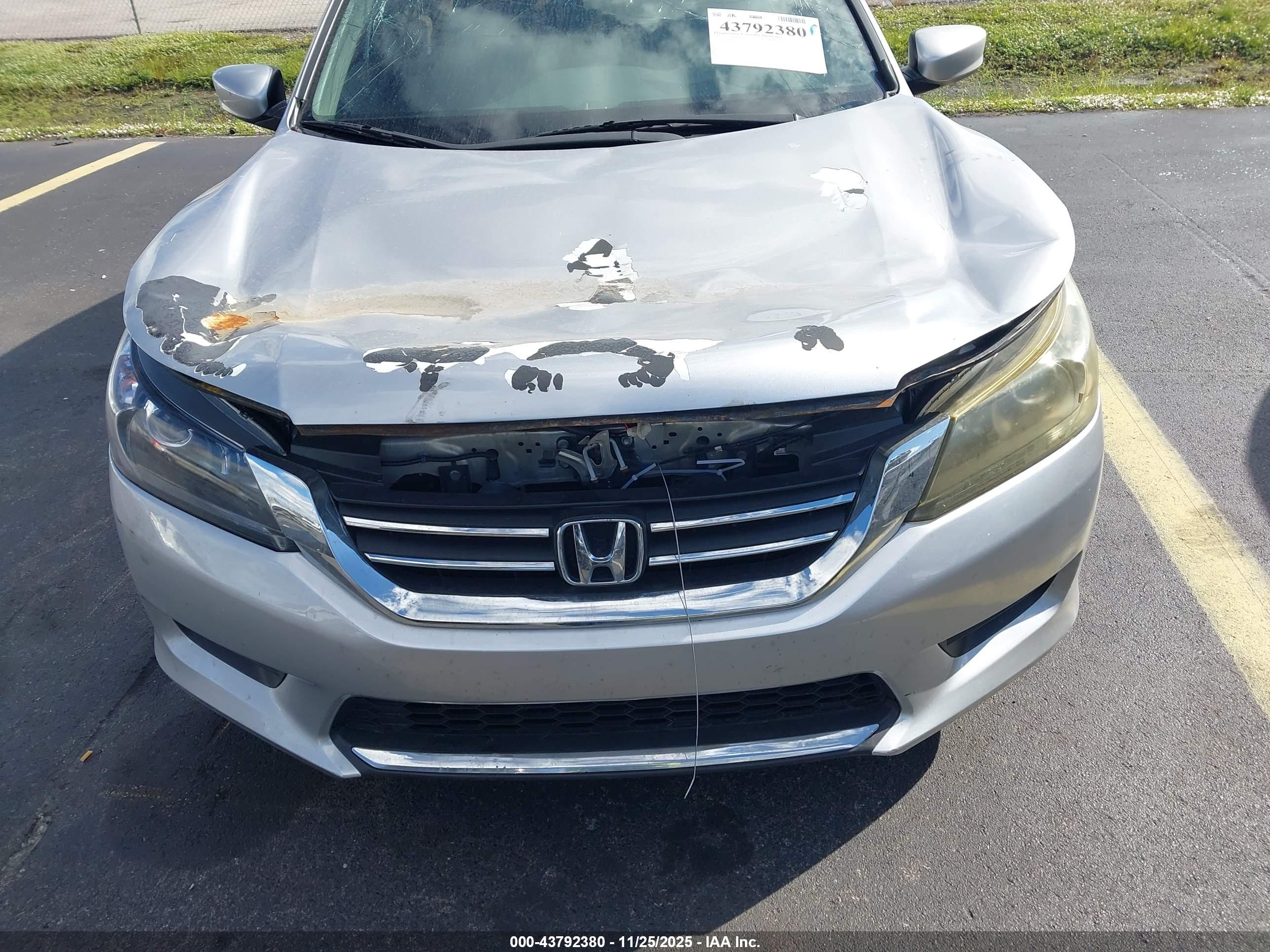 HONDA ACCORD image 6