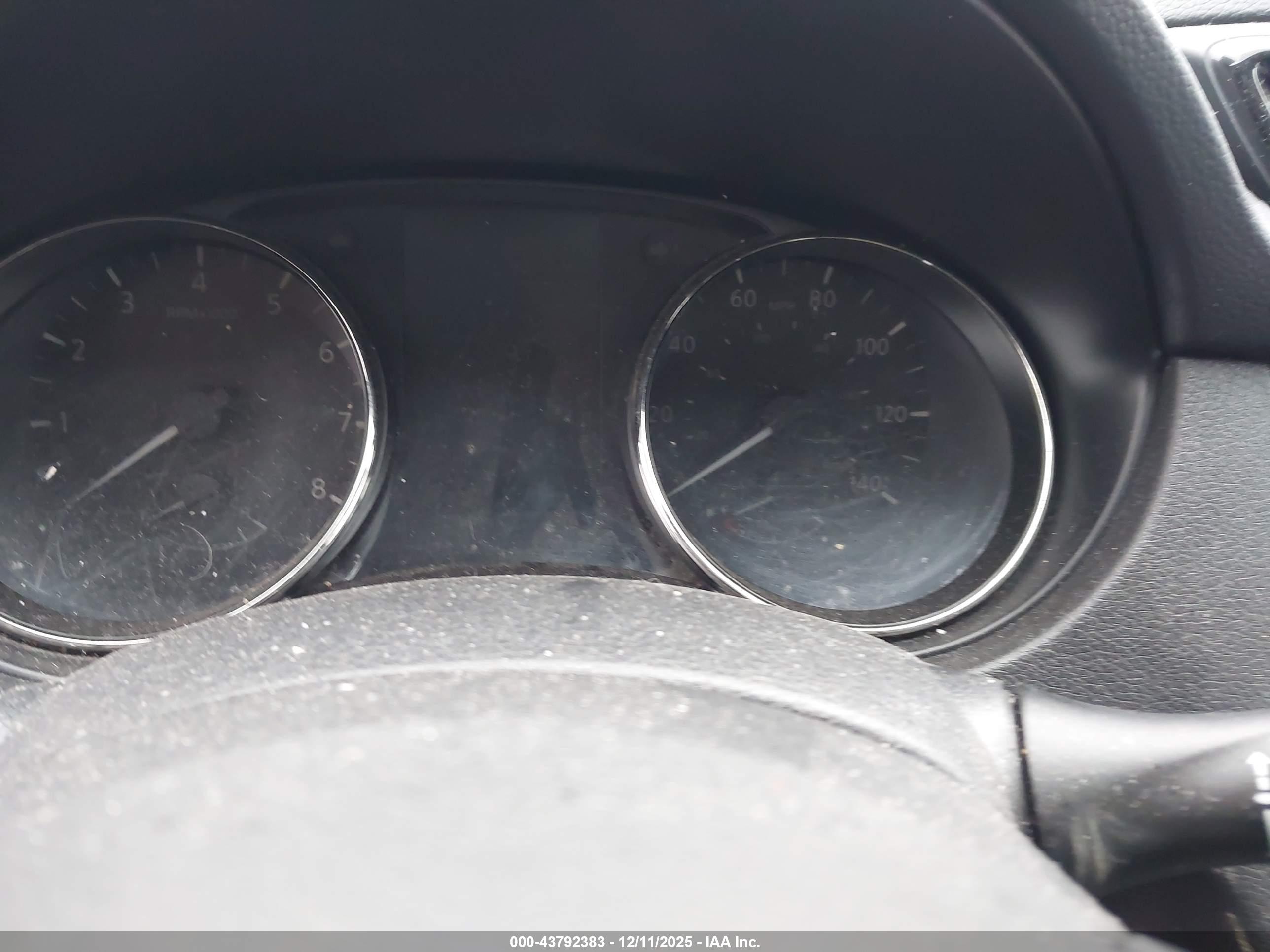 NISSAN ROGUE image 7