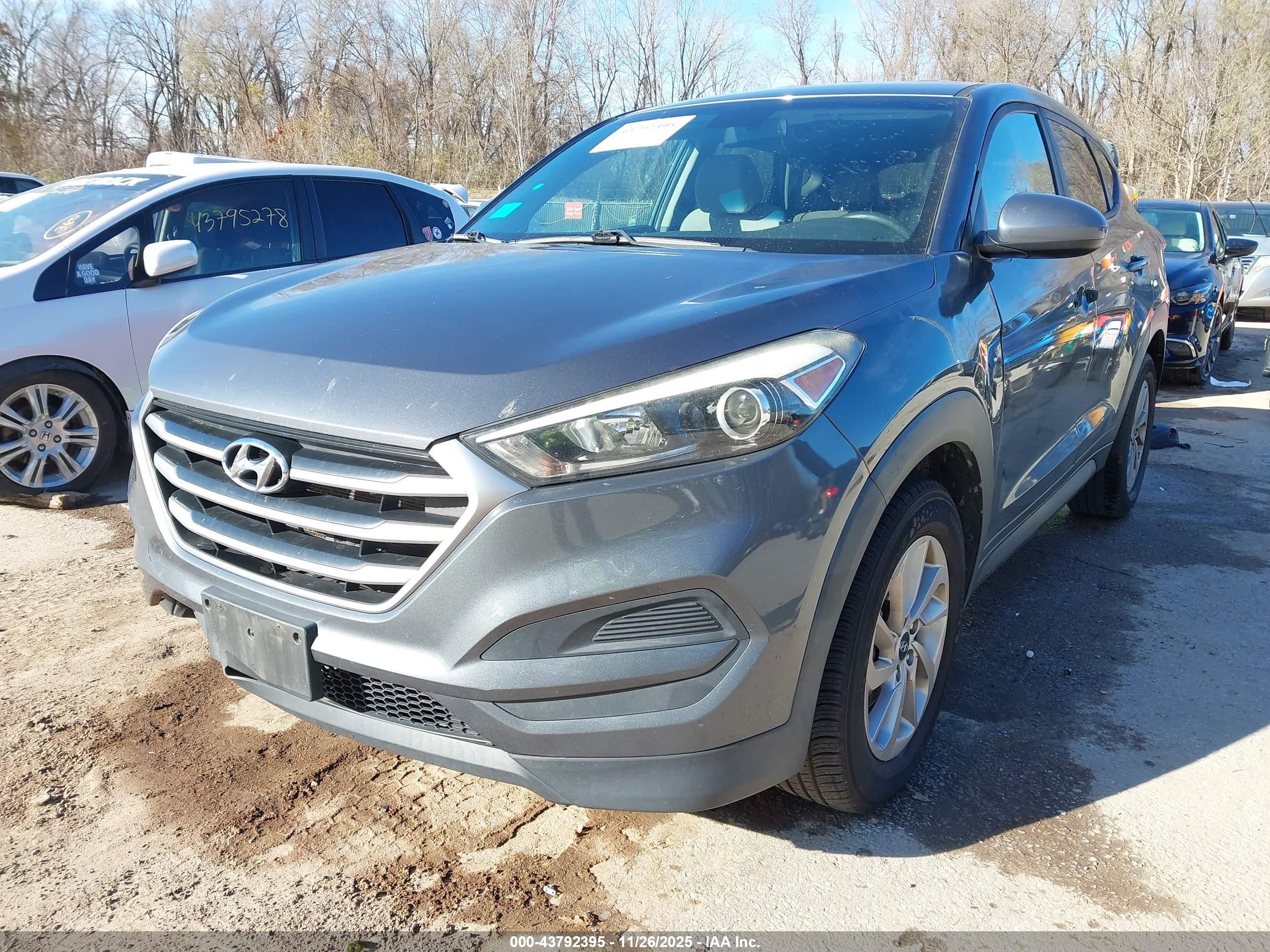 HYUNDAI TUCSON image 2