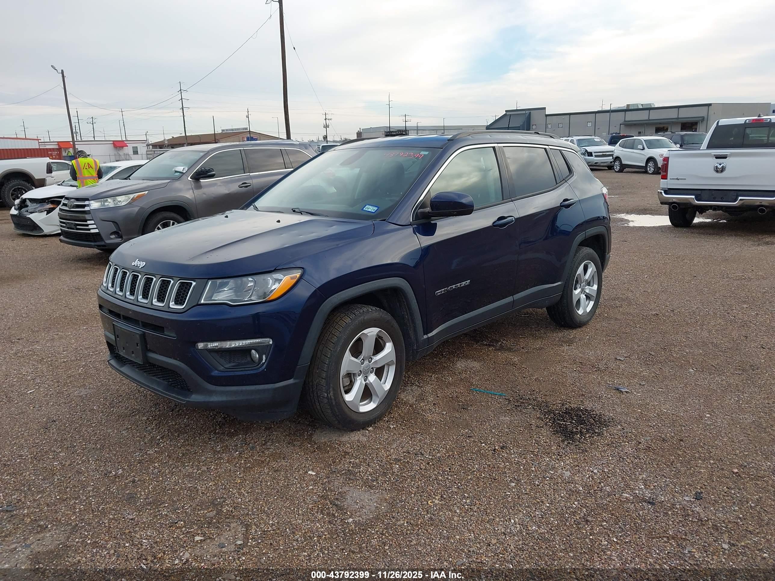 JEEP COMPASS image 2
