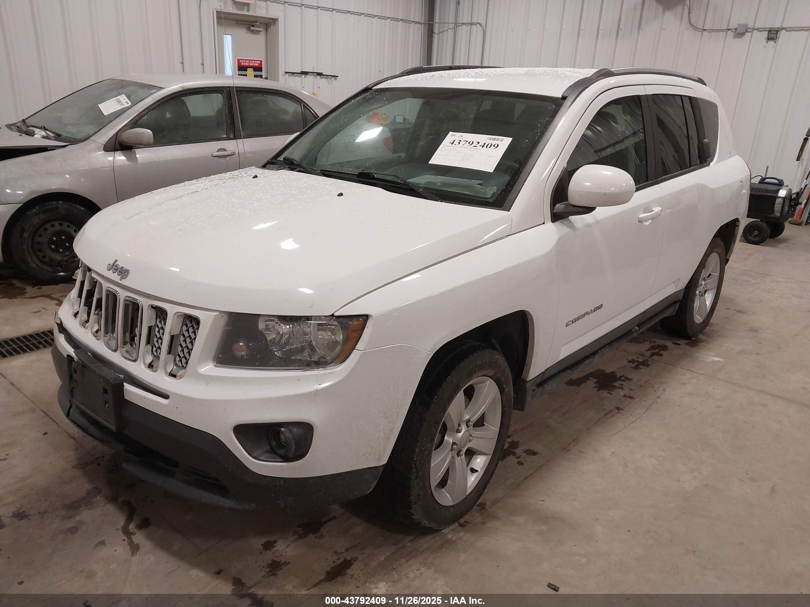 JEEP COMPASS image 2