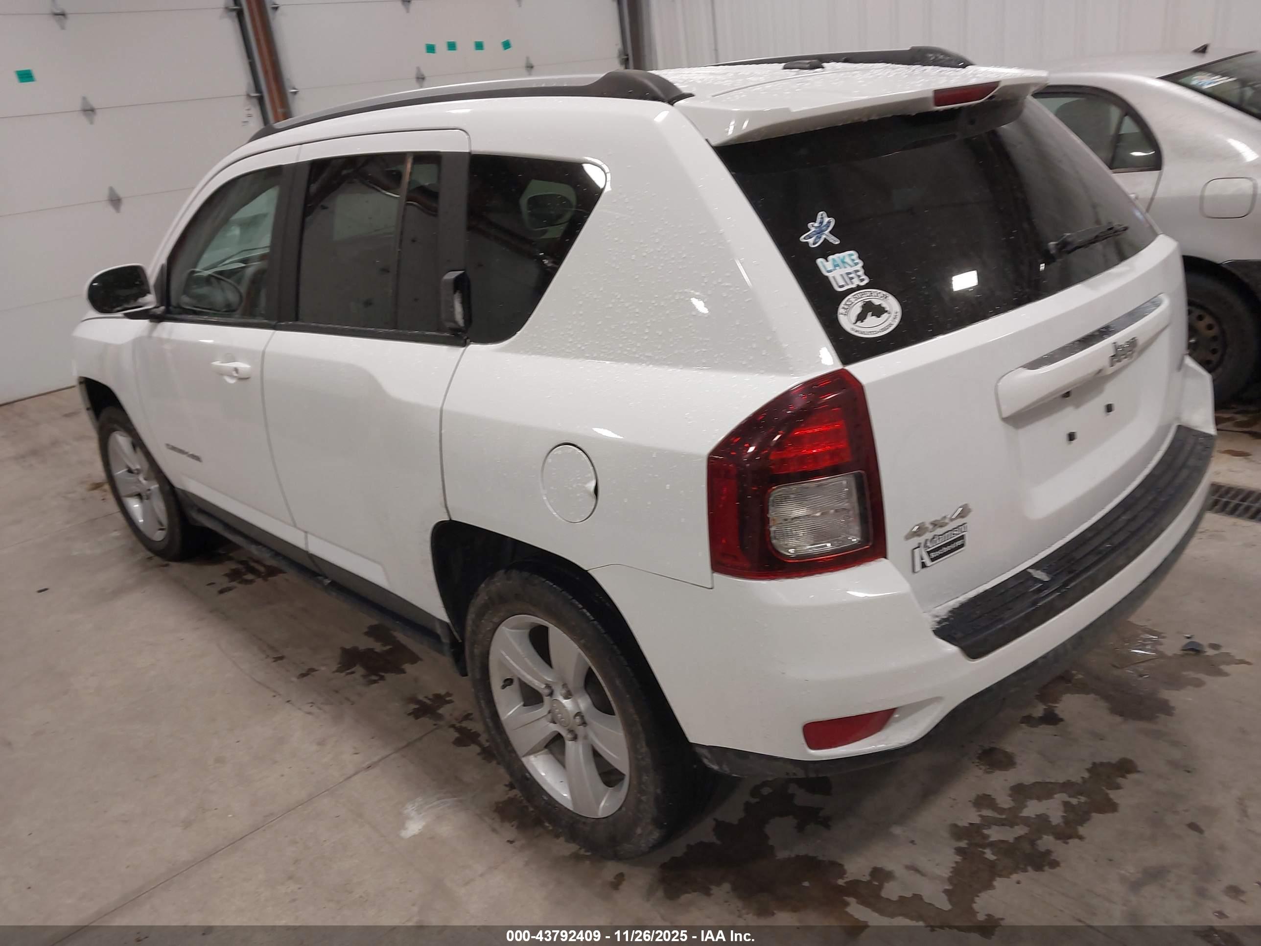 JEEP COMPASS image 3