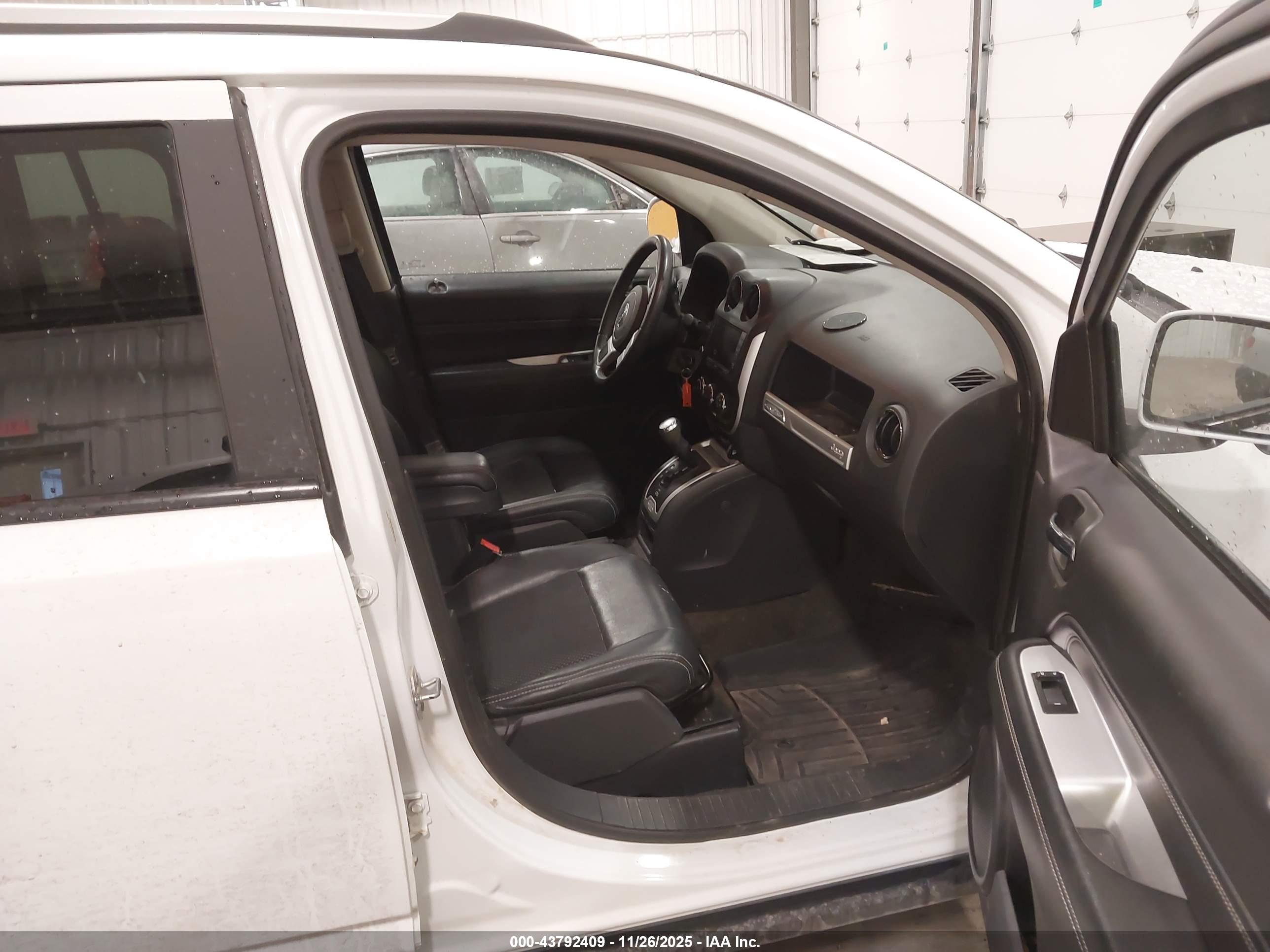 JEEP COMPASS image 5