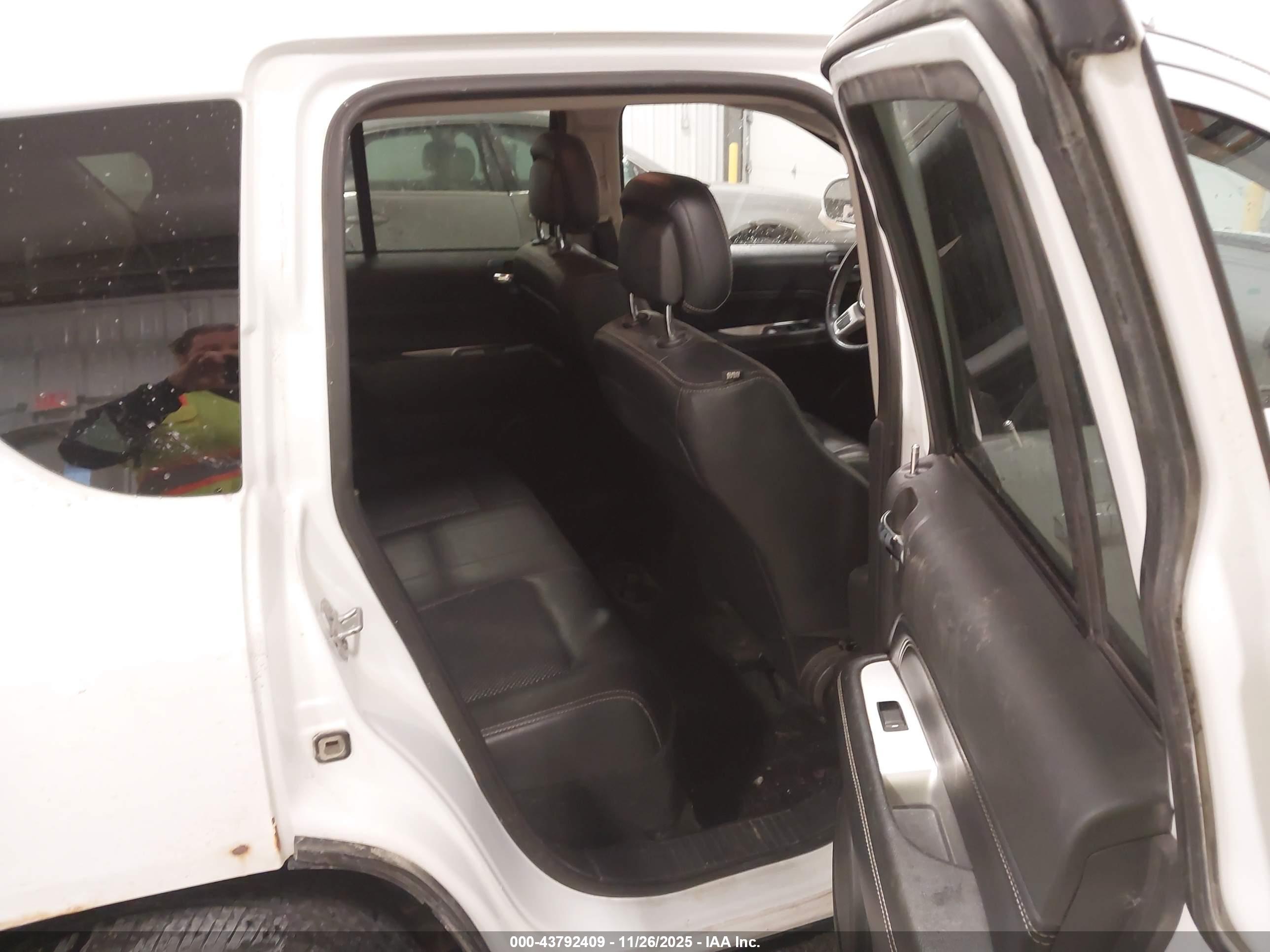 JEEP COMPASS image 8