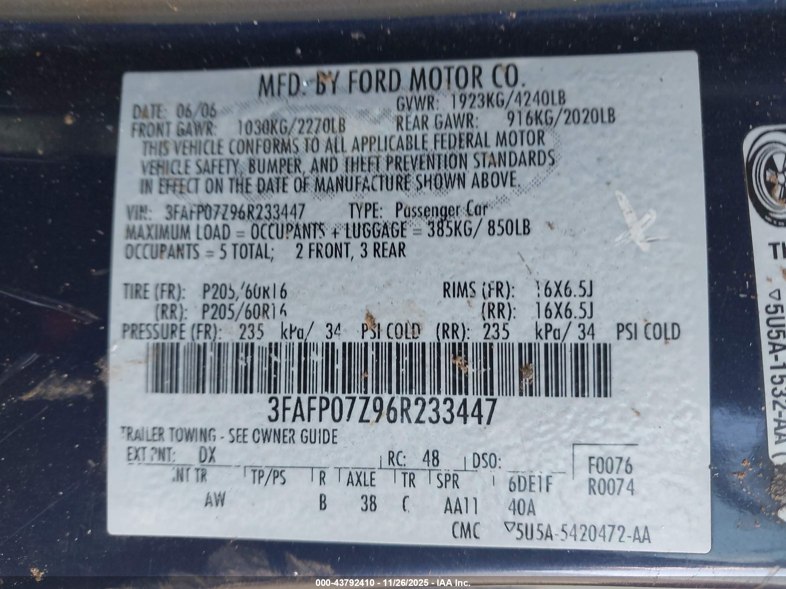 FORD FUSION image 9