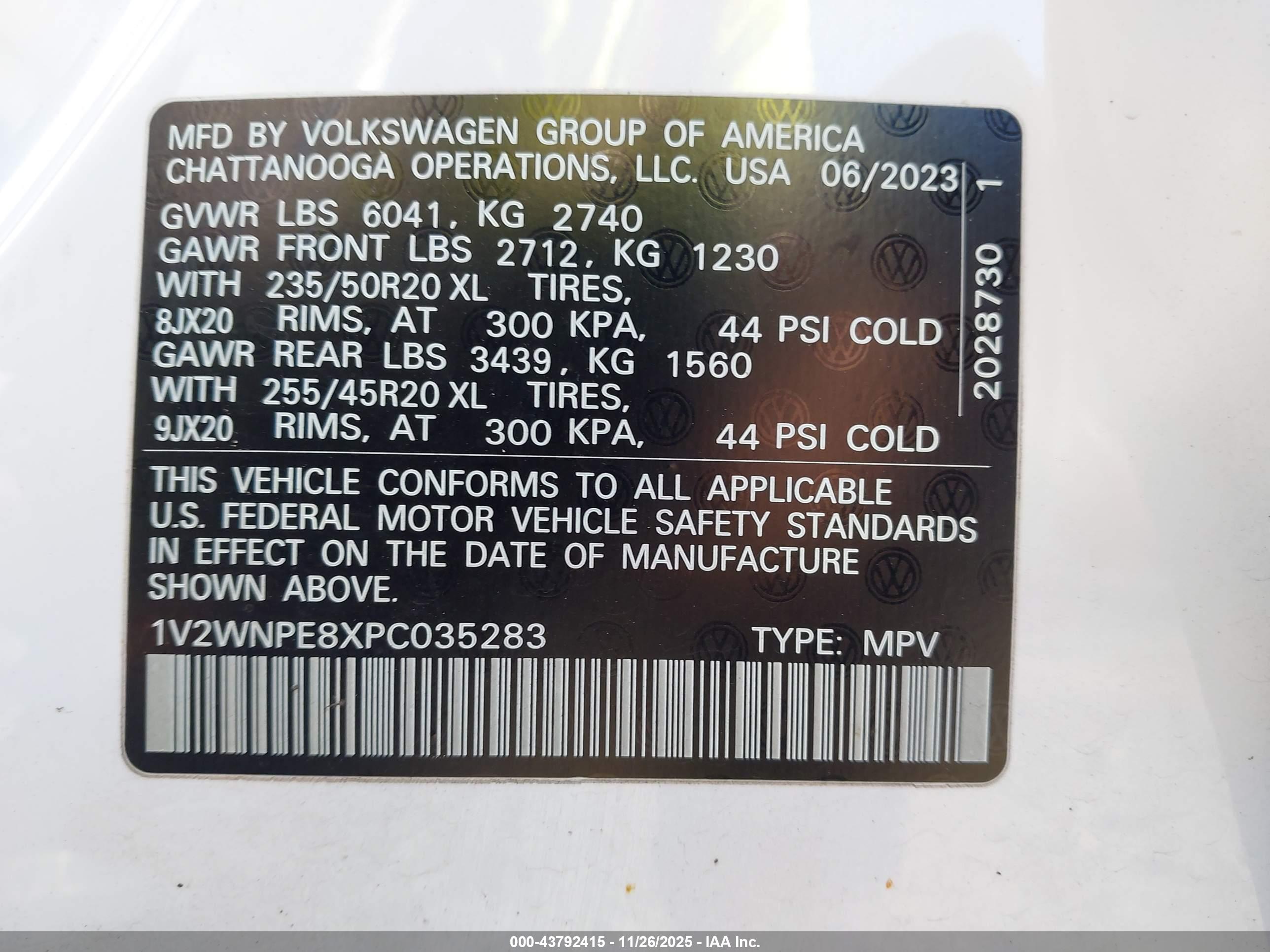 VOLKSWAGEN ID.4 image 9