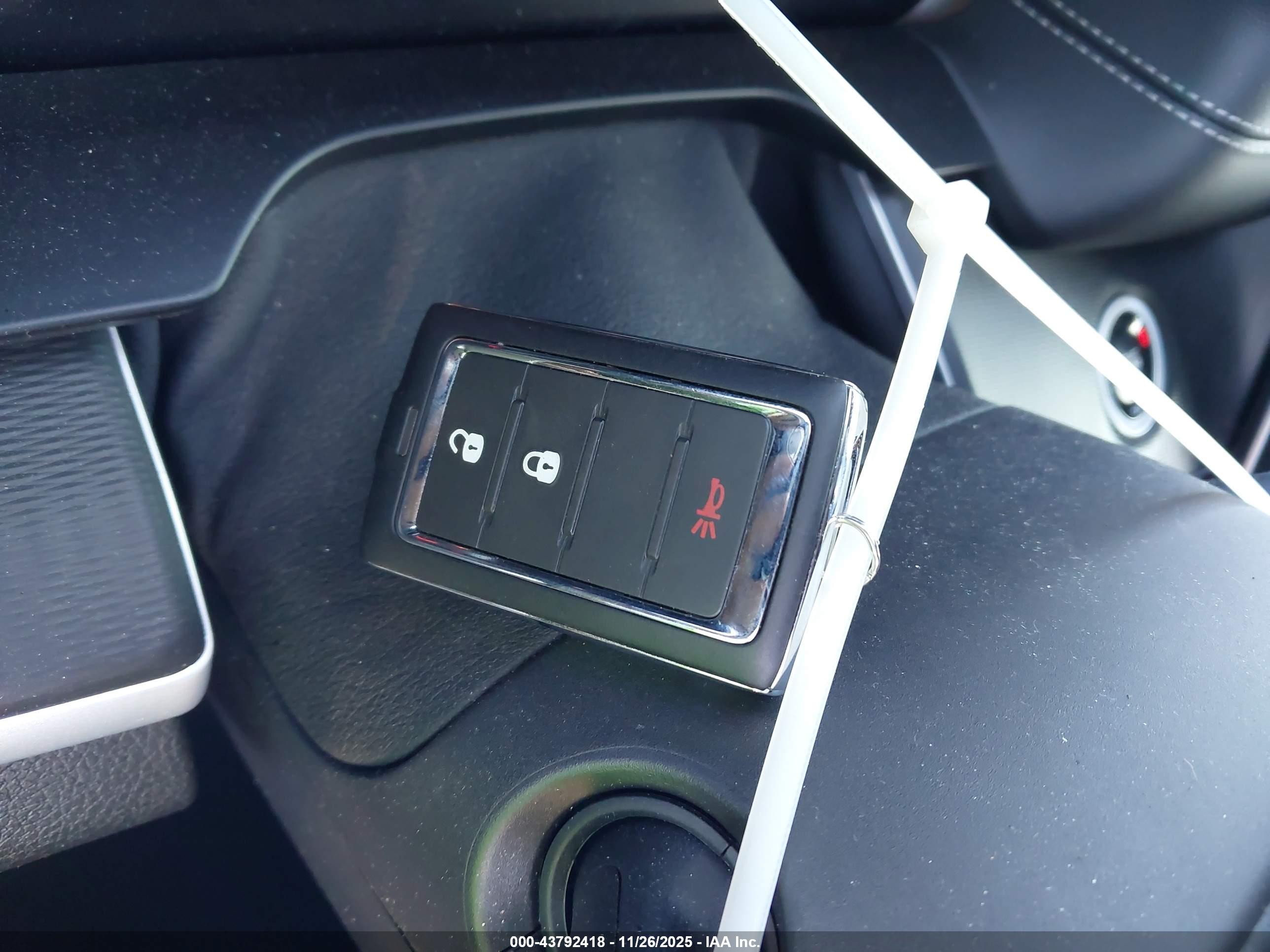 JEEP GRAND image 11