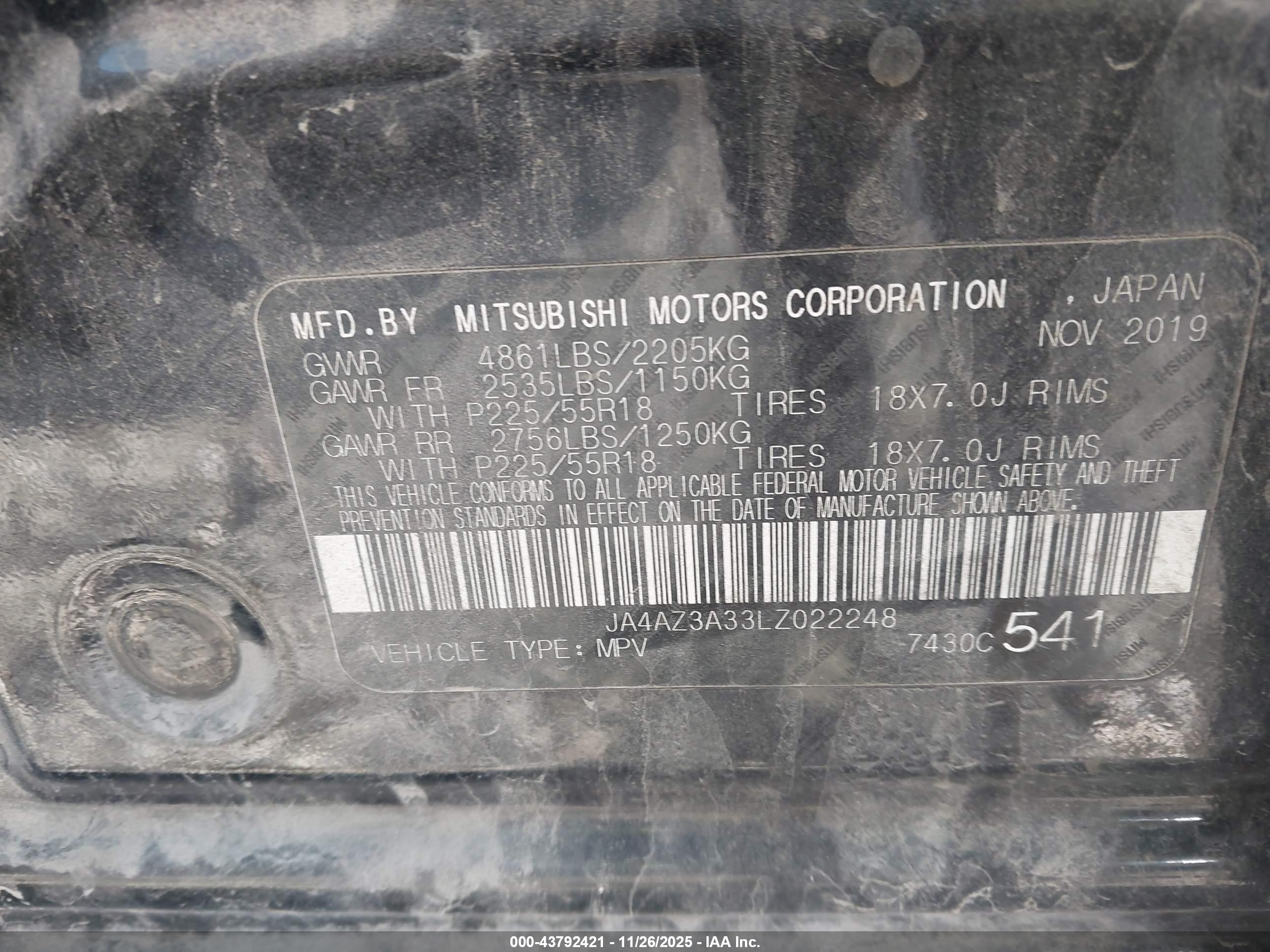 MITSUBISHI OUTLANDER image 9
