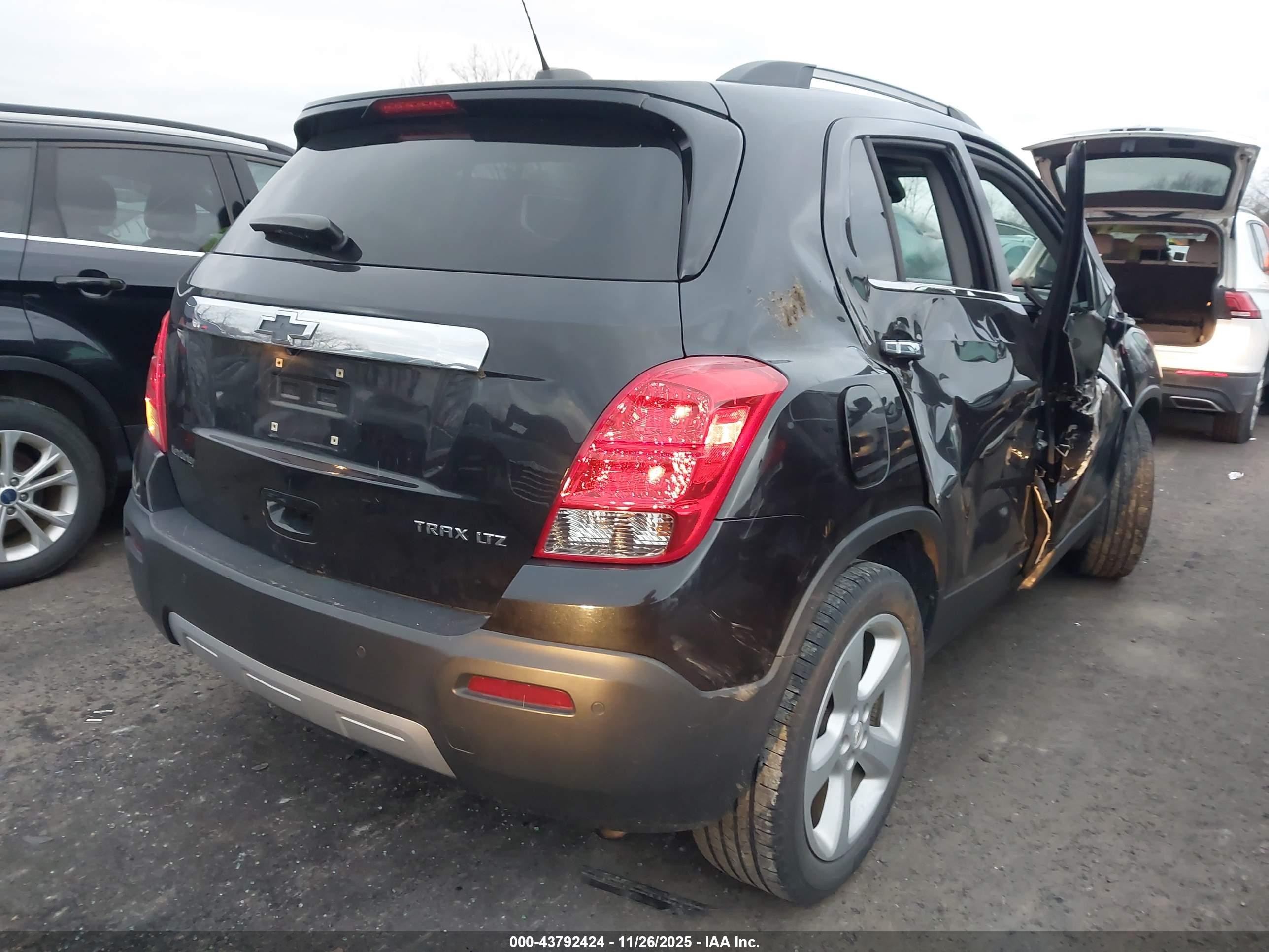 CHEVROLET TRAX image 4