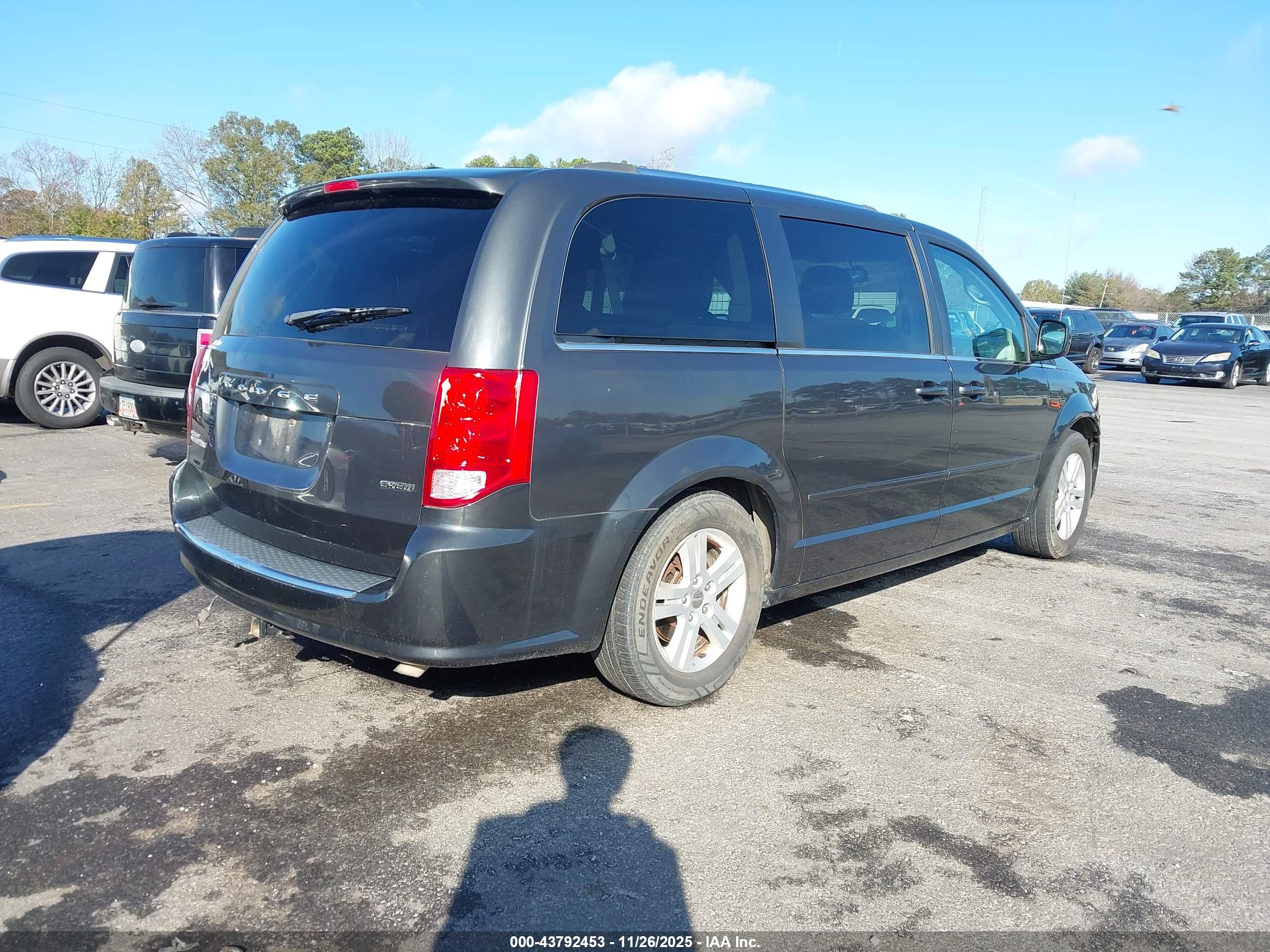 DODGE GRAND image 4