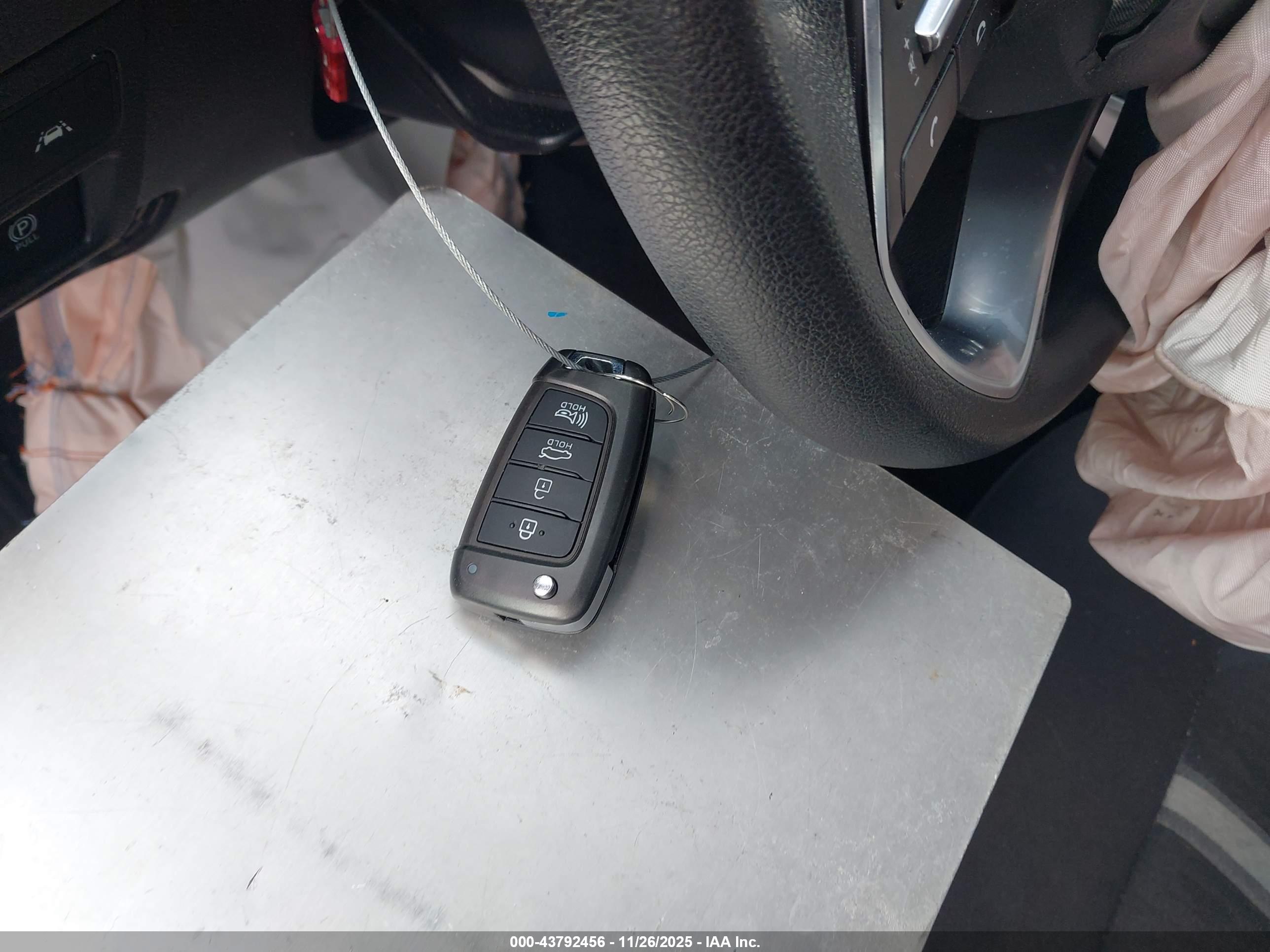 HYUNDAI SONATA image 11