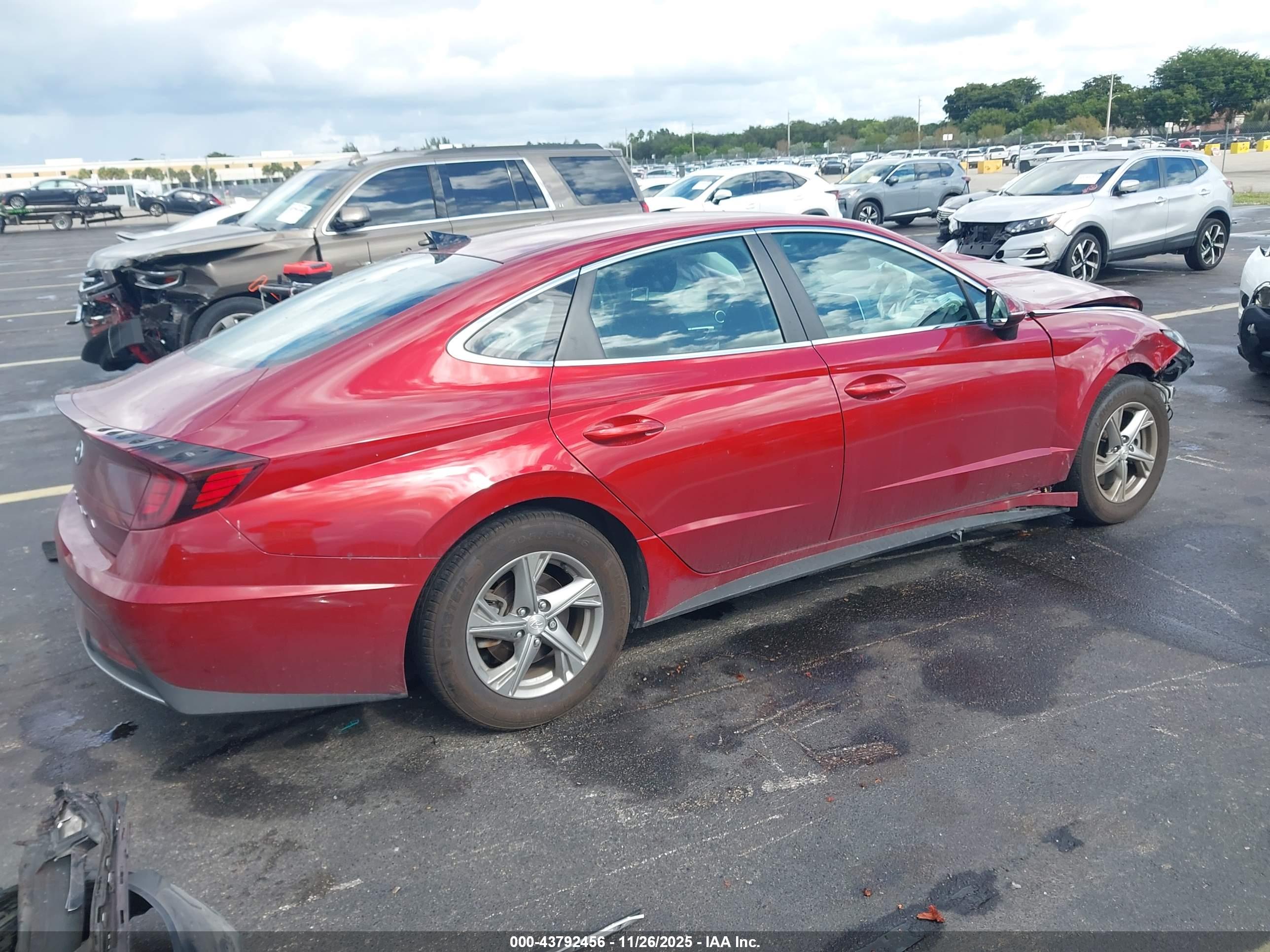 HYUNDAI SONATA image 4