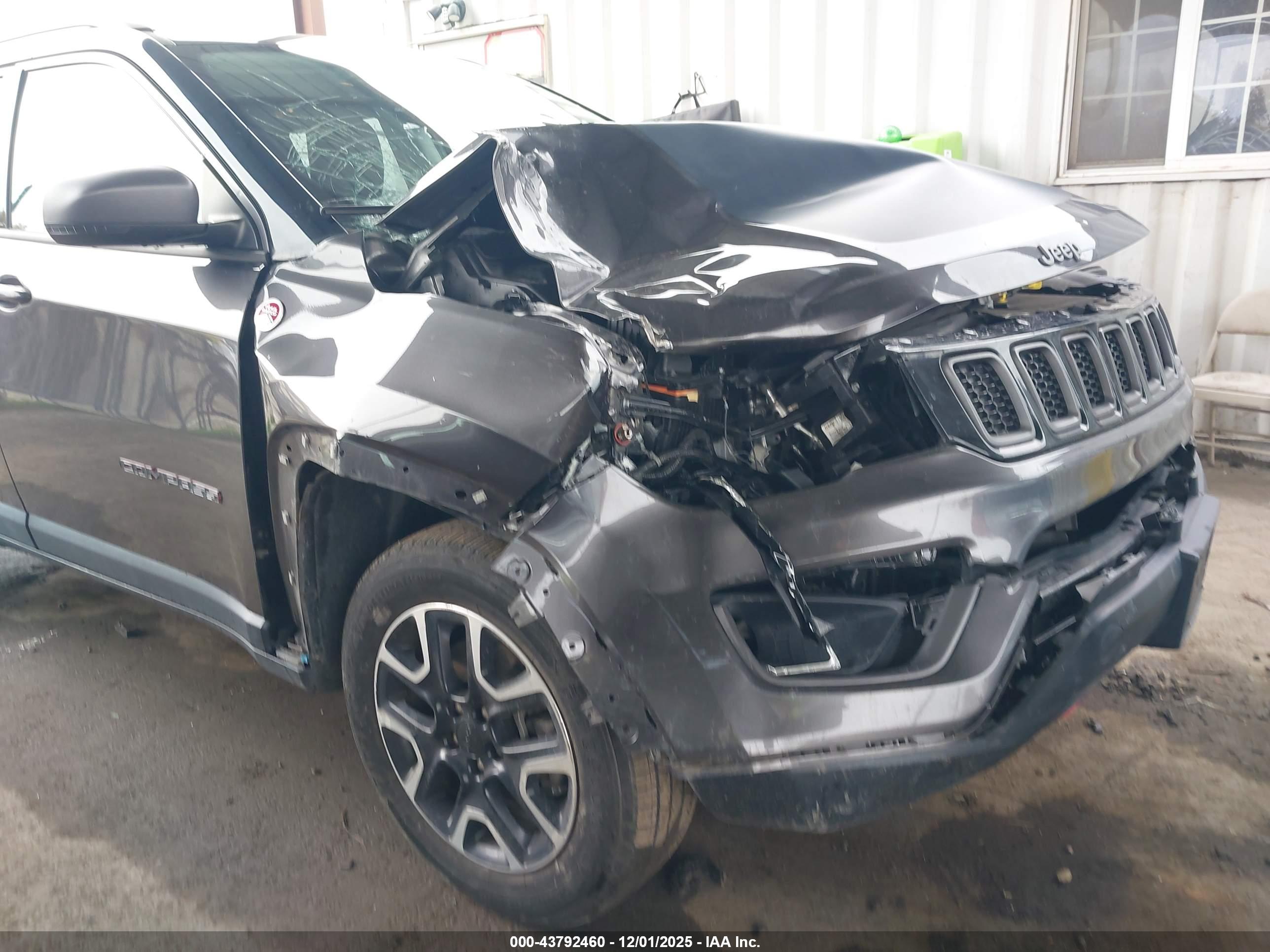 JEEP COMPASS image 6