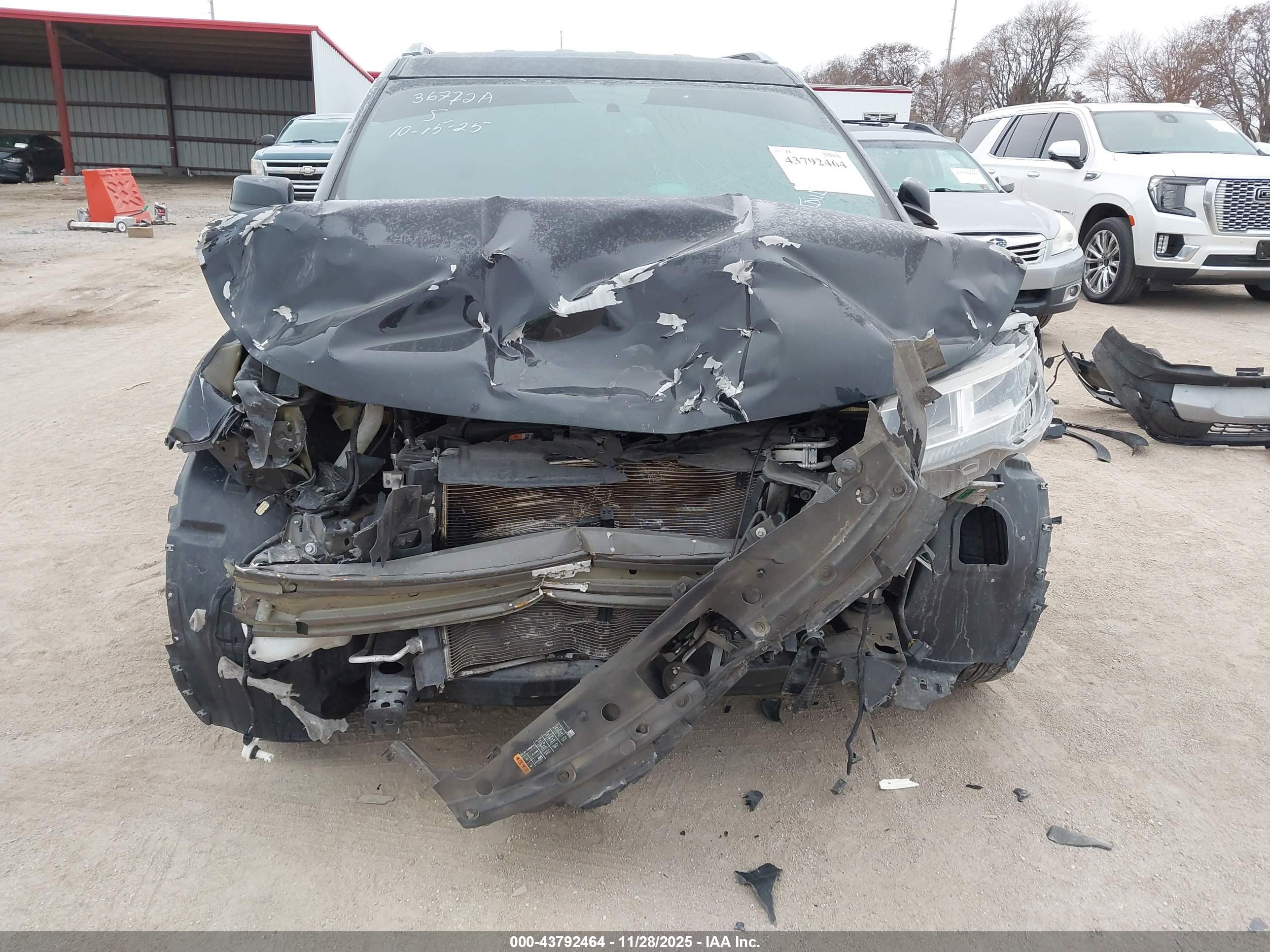 FORD EXPLORER image 6