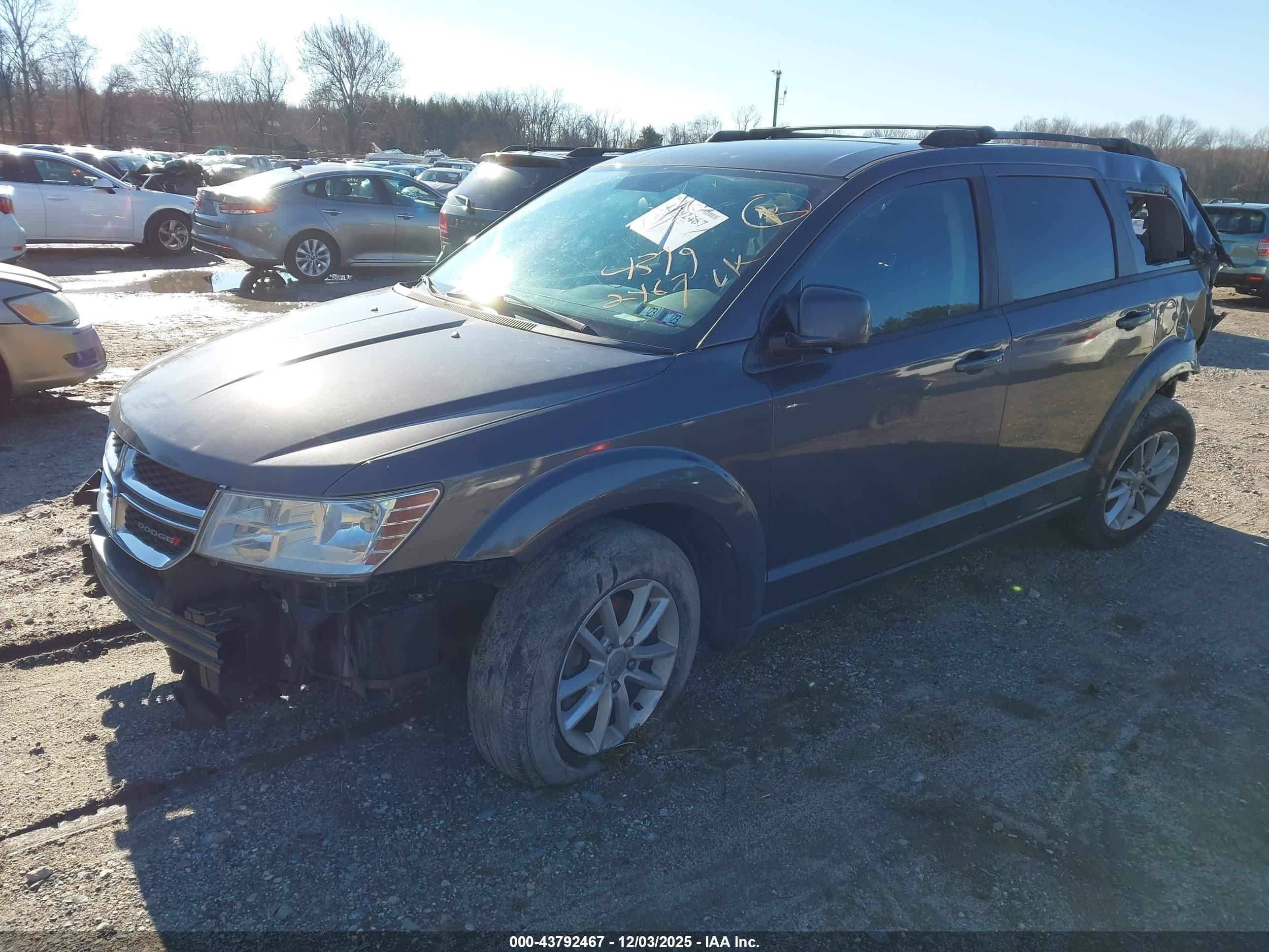 DODGE JOURNEY image 2