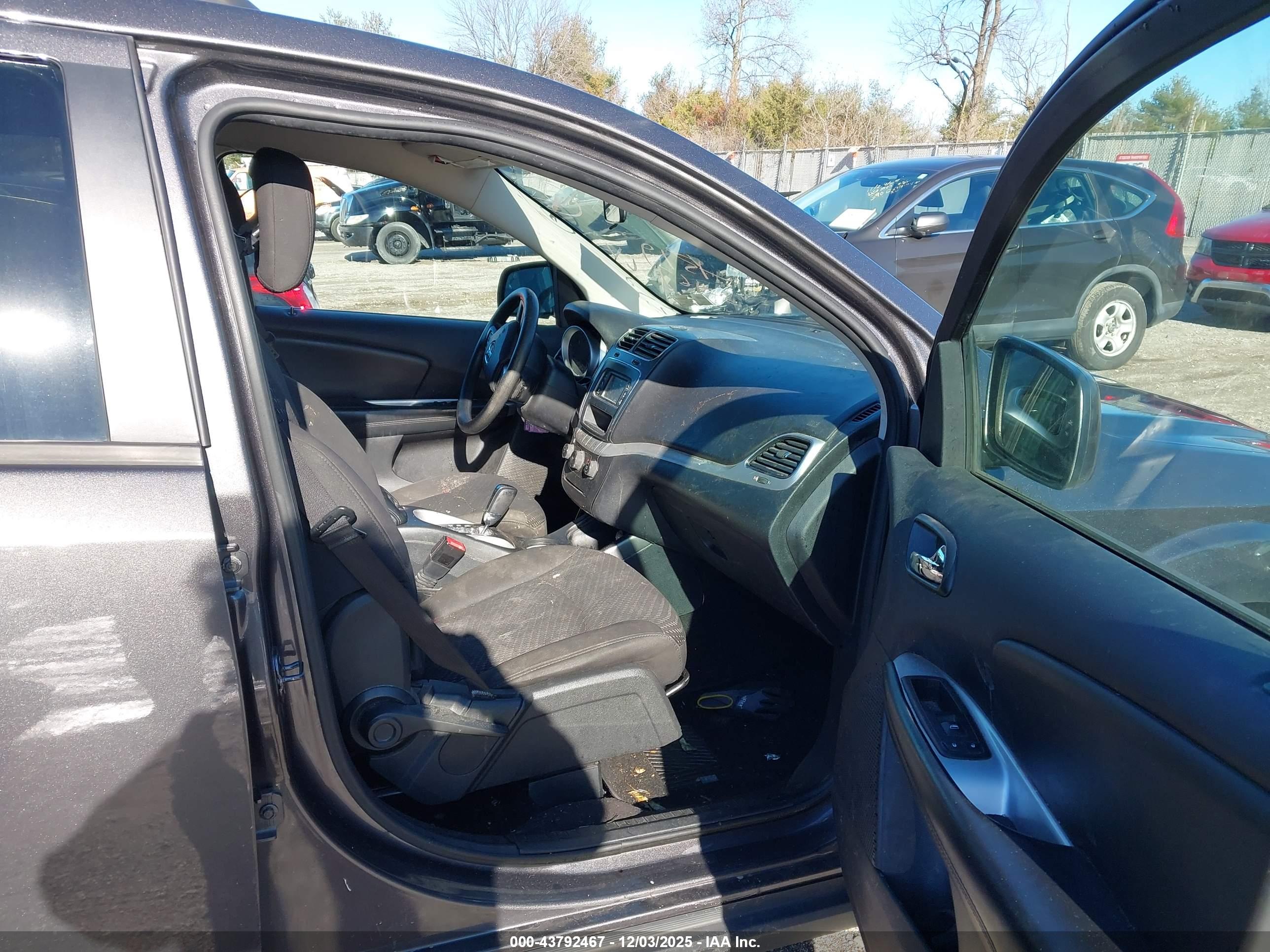 DODGE JOURNEY image 5