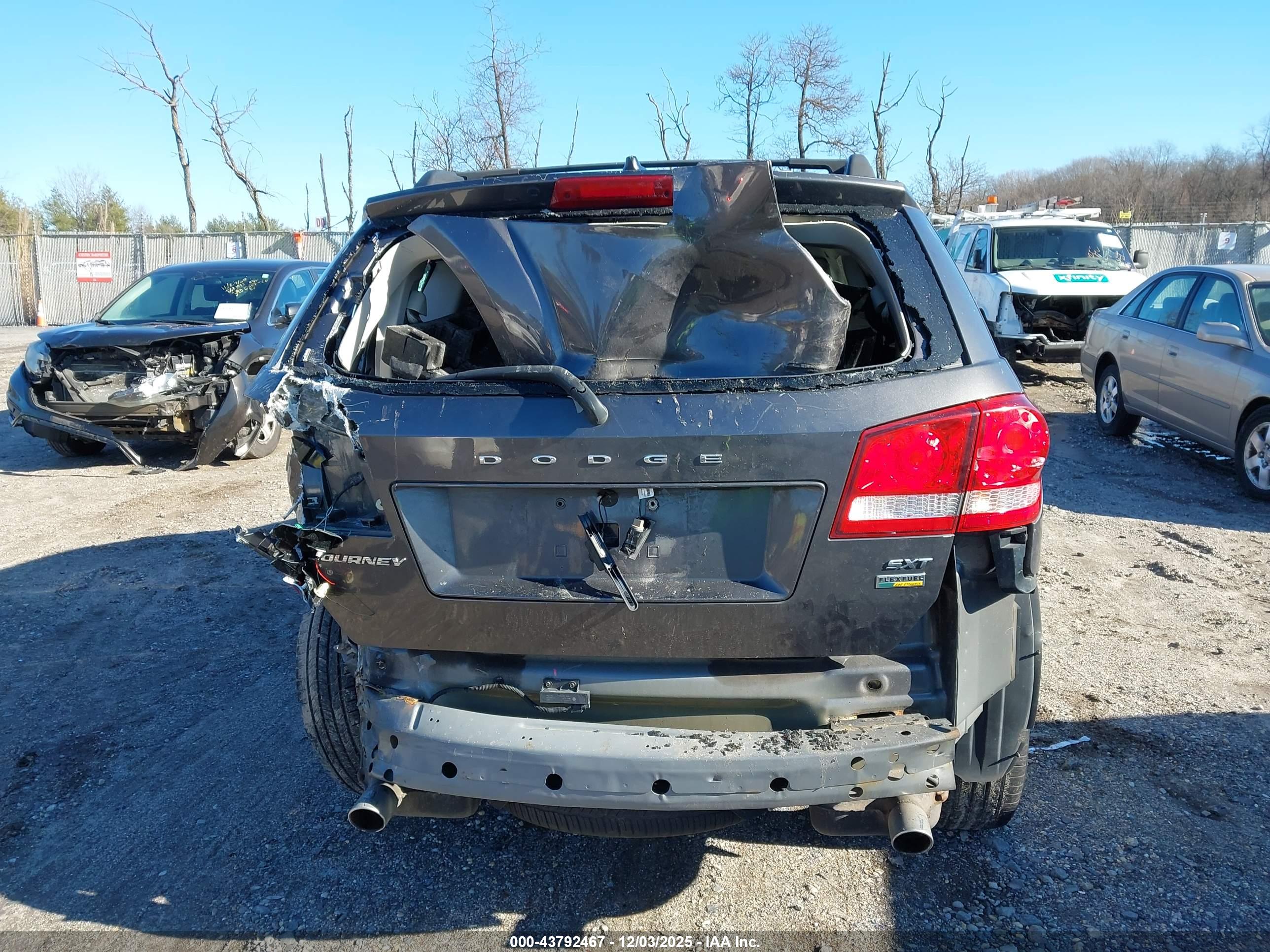 DODGE JOURNEY image 6