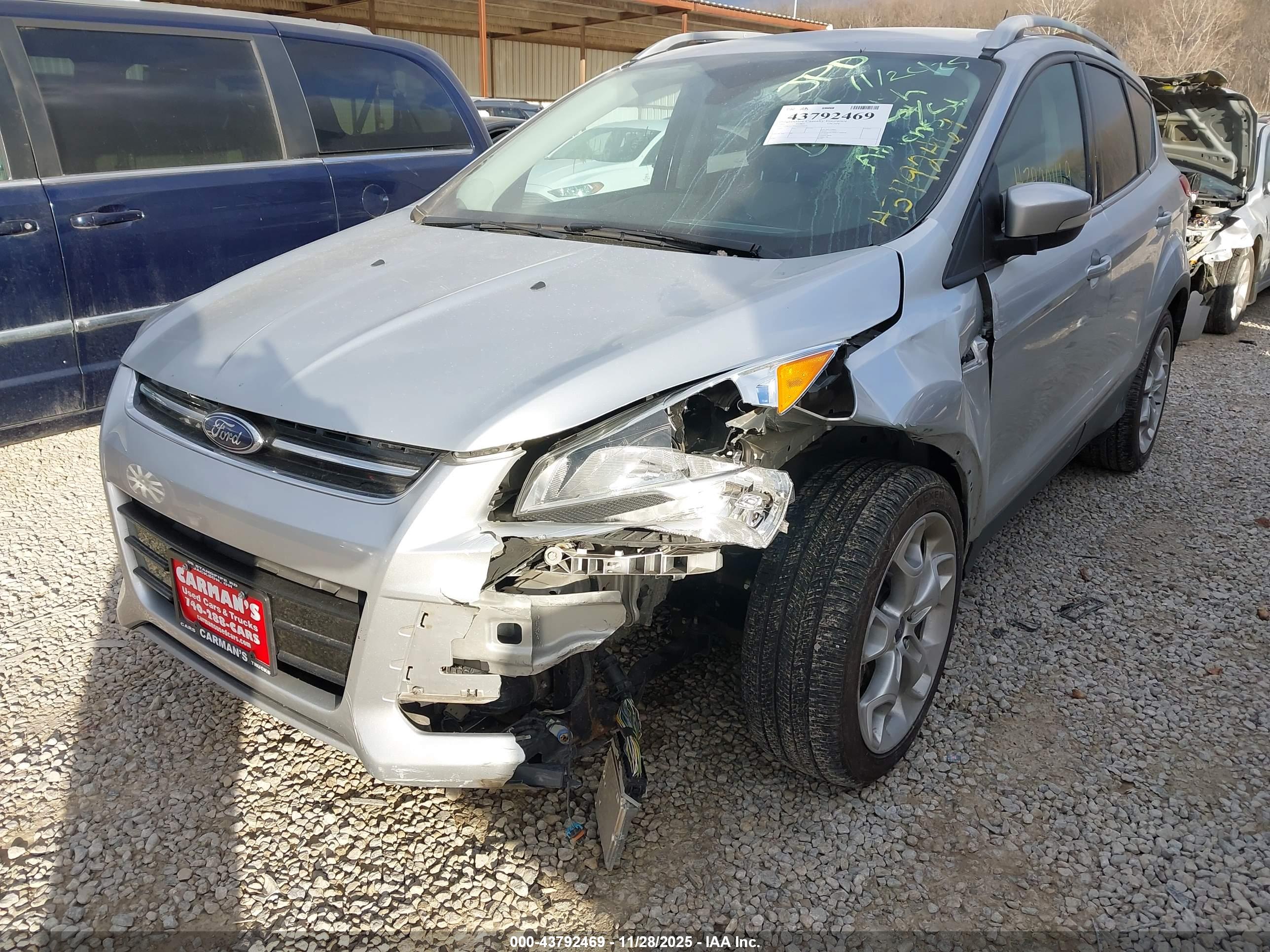 FORD ESCAPE image 6