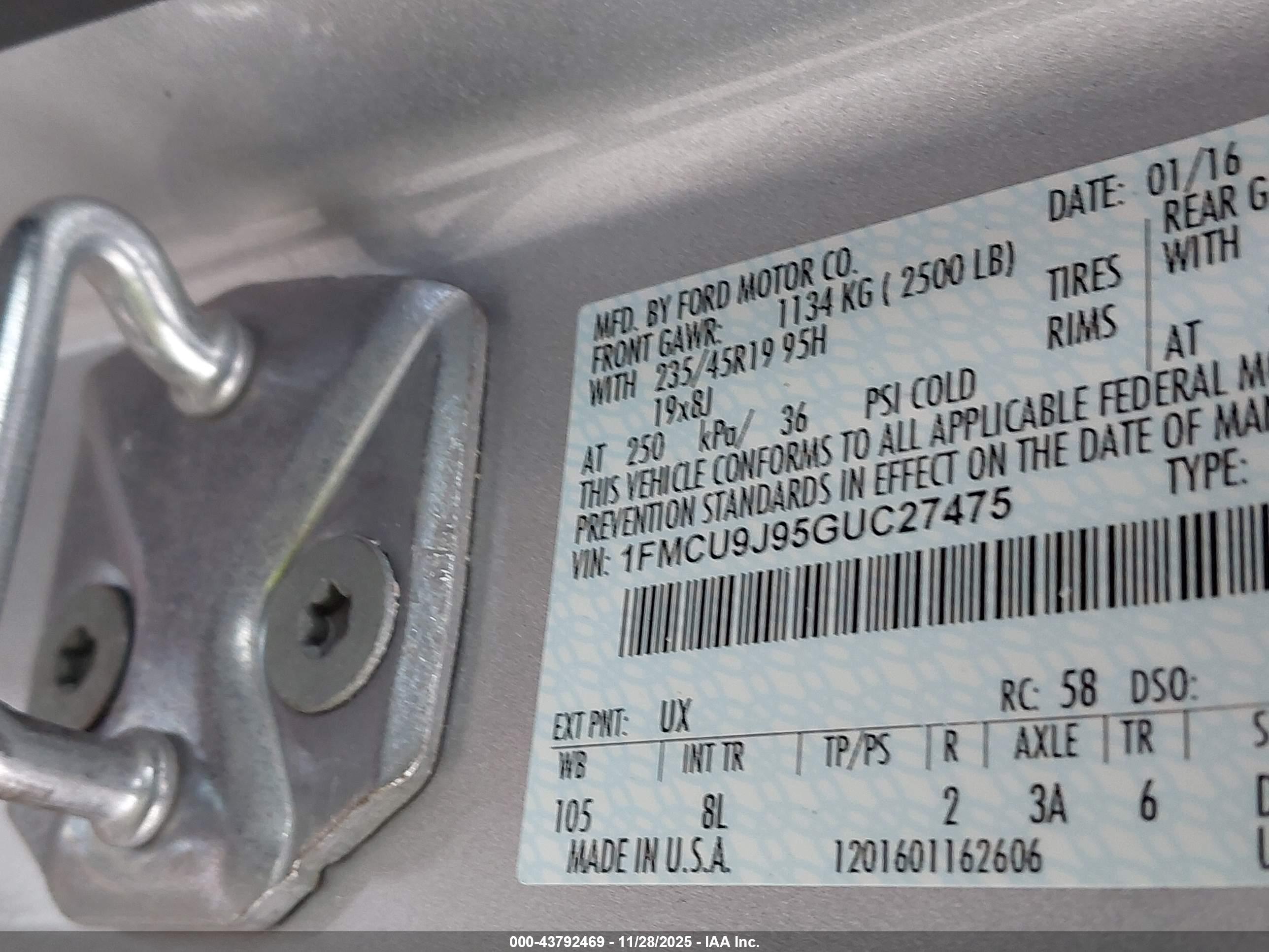FORD ESCAPE image 9