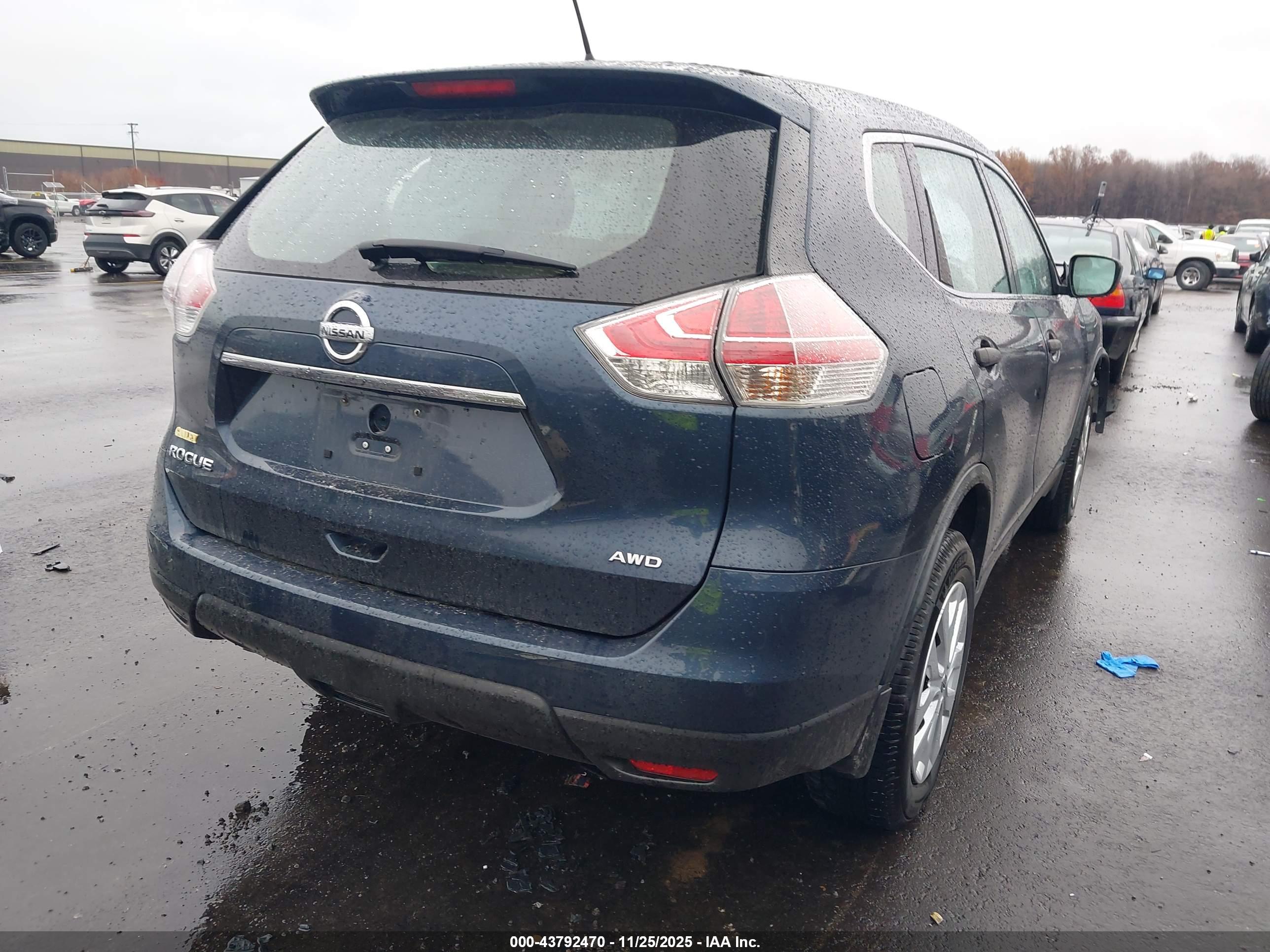 NISSAN ROGUE image 4