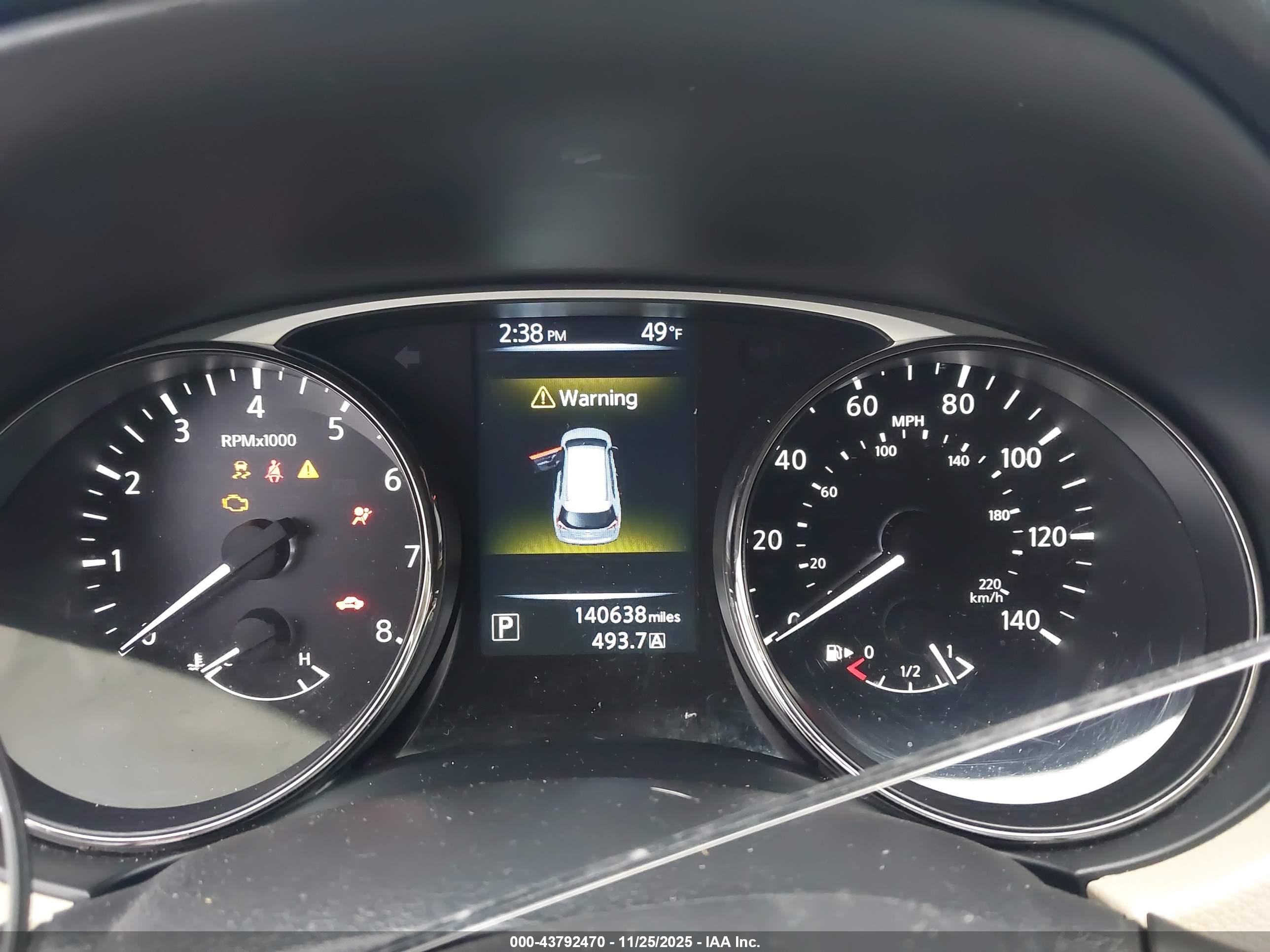 NISSAN ROGUE image 7