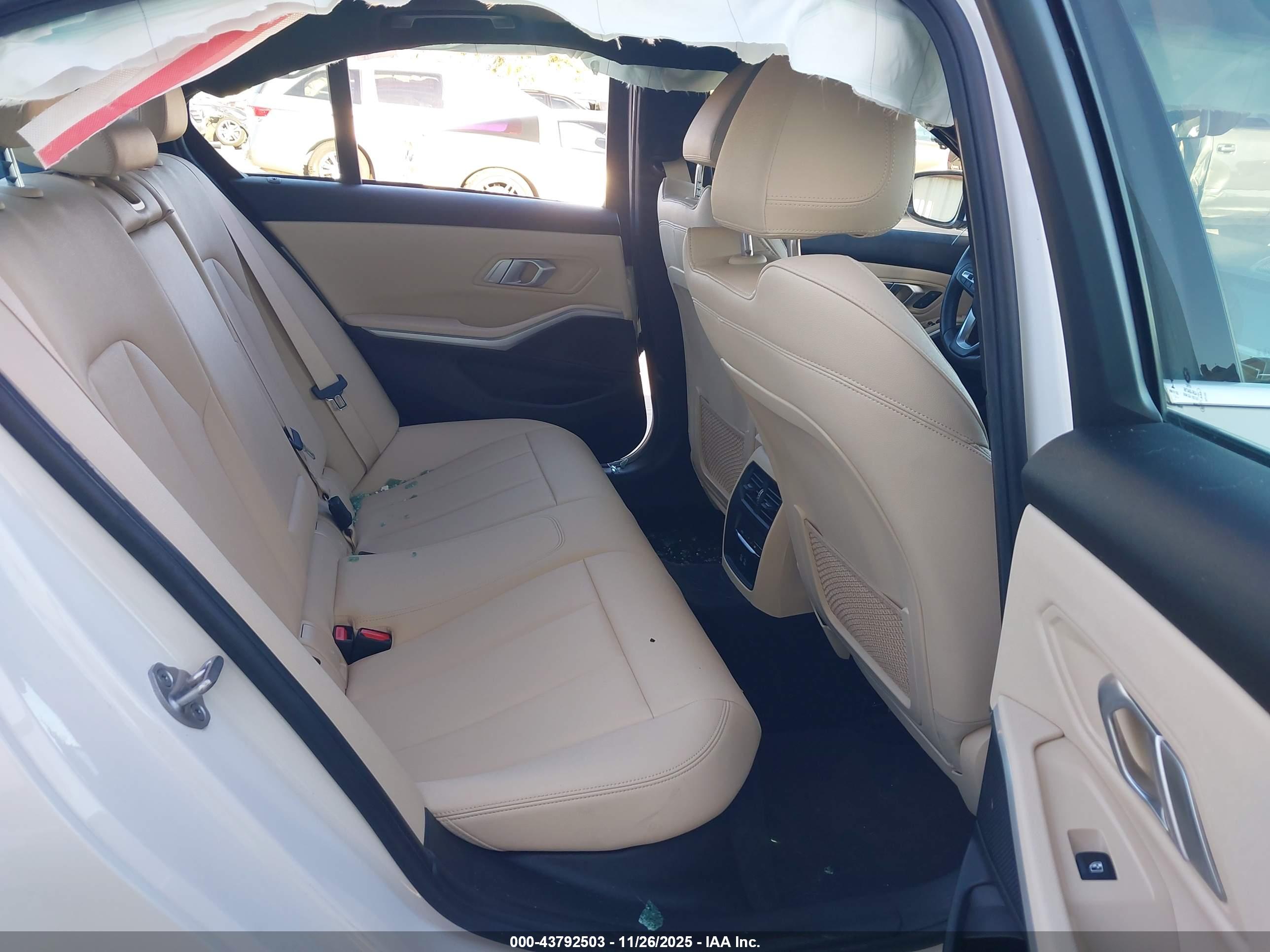 BMW 330I image 8