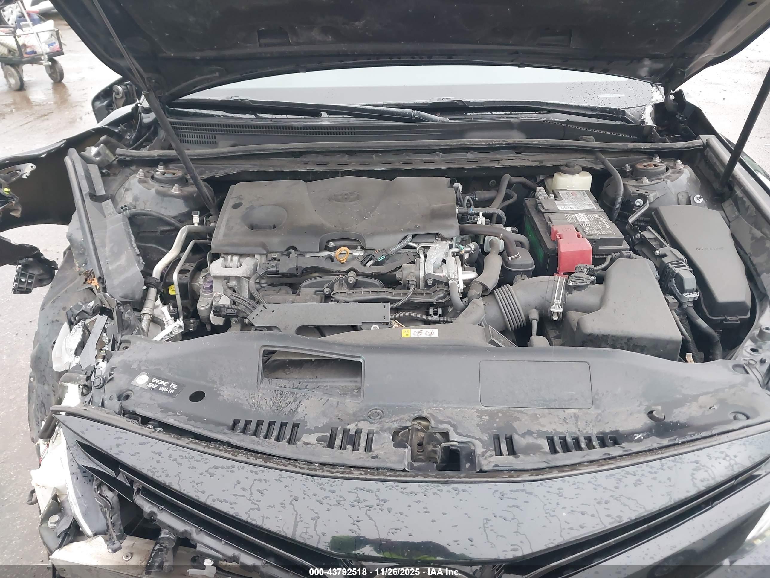 TOYOTA CAMRY image 10