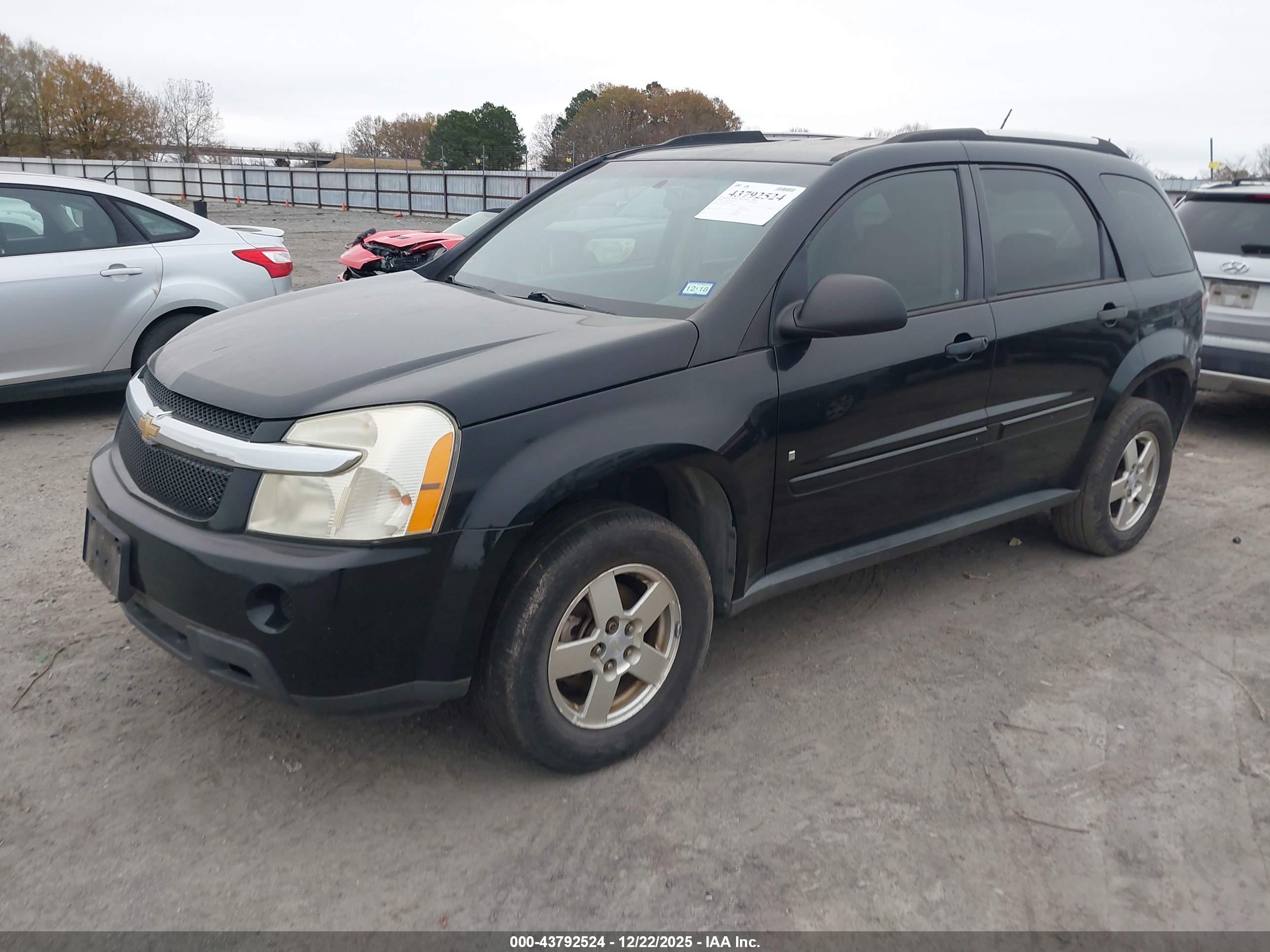 CHEVROLET EQUINOX image 2