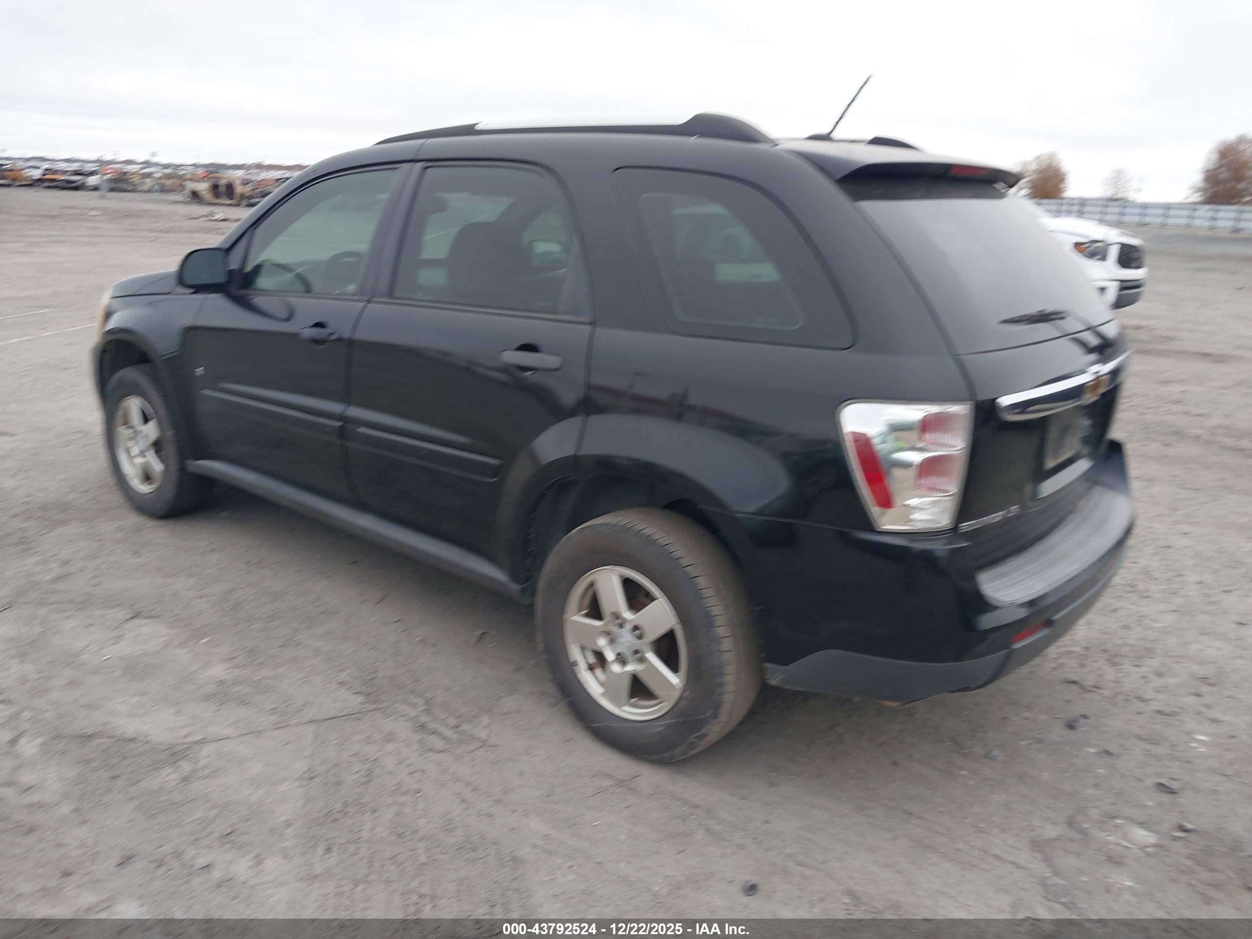 CHEVROLET EQUINOX image 3