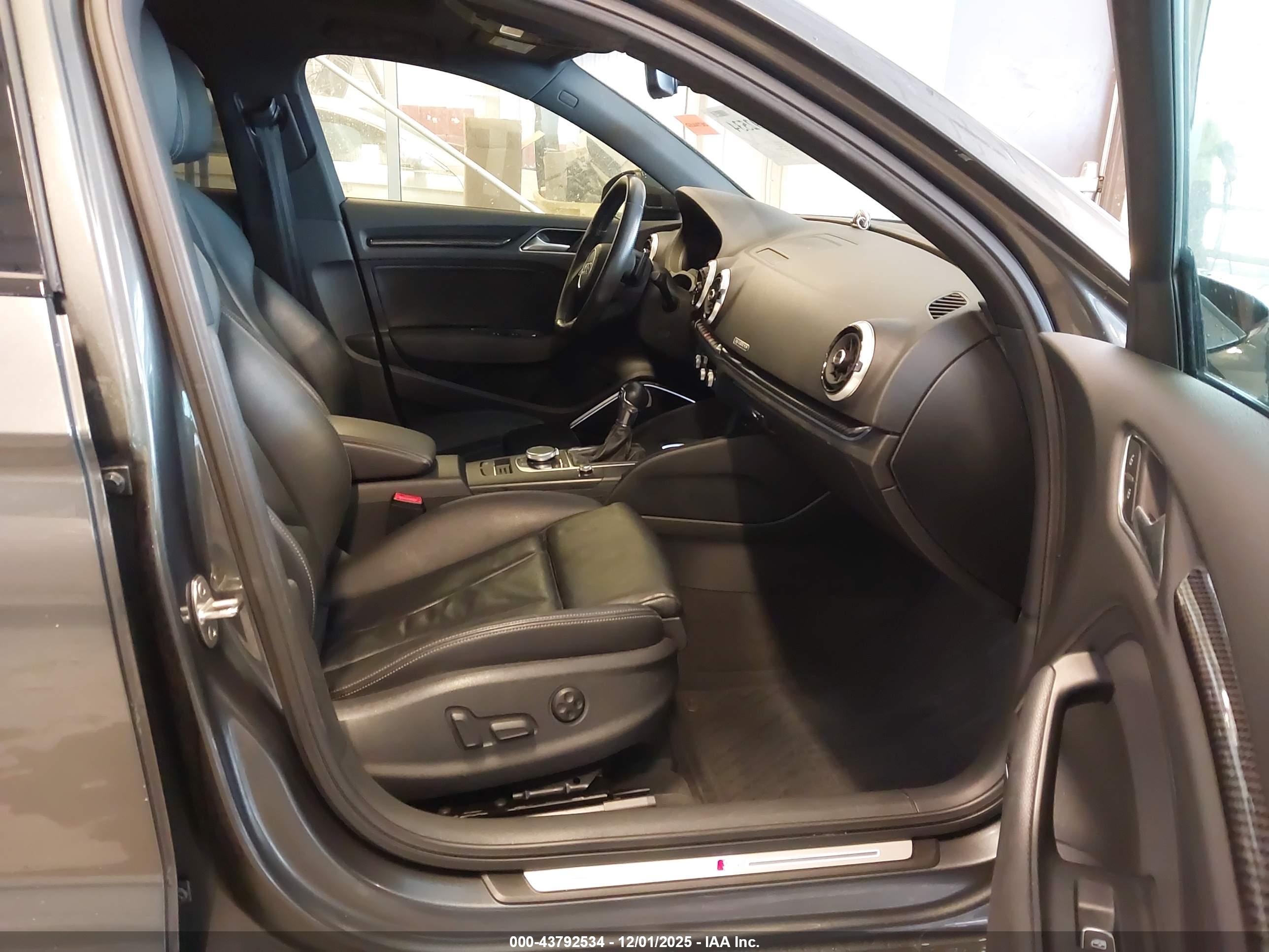 AUDI S3 image 5
