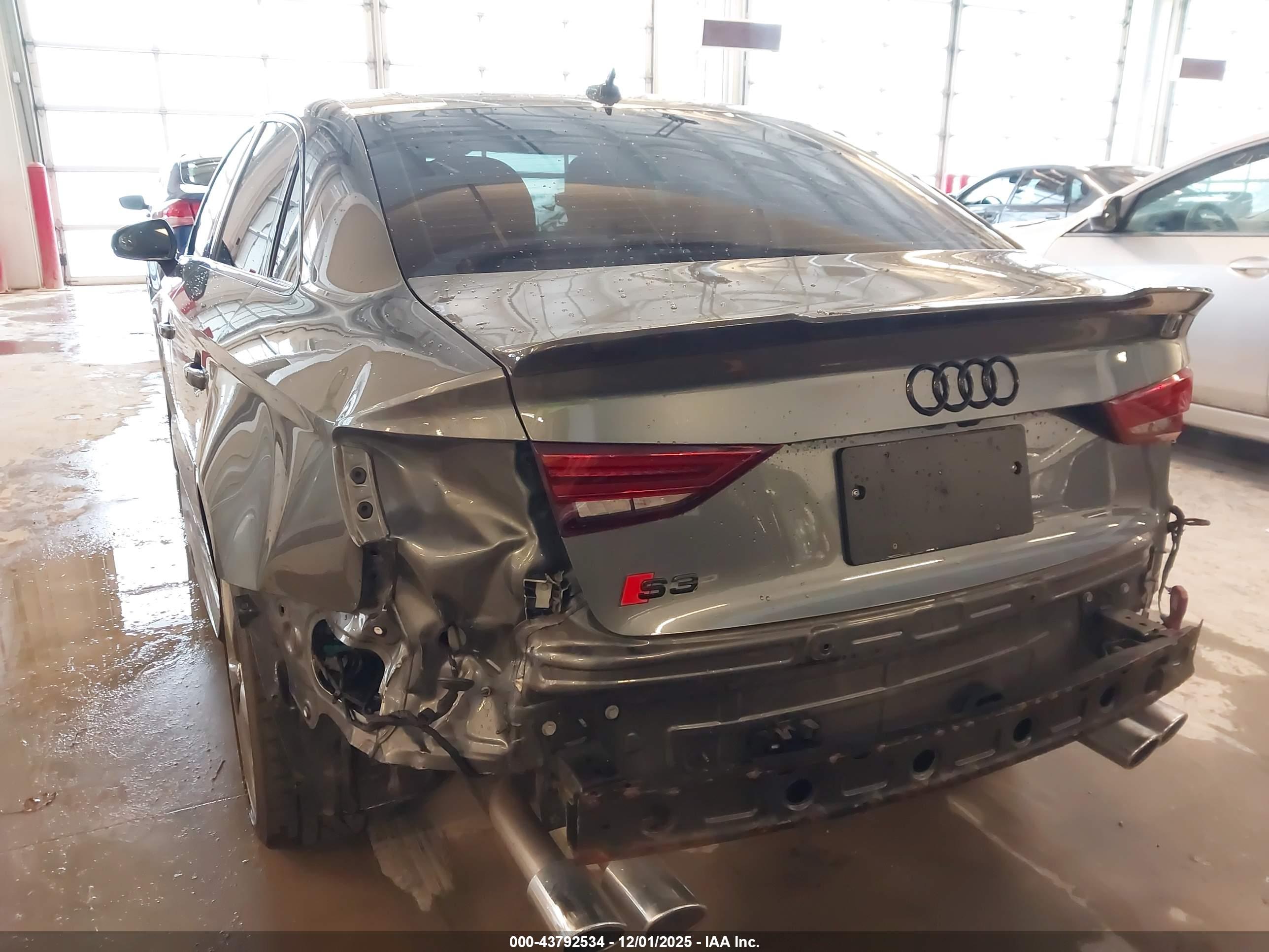 AUDI S3 image 6