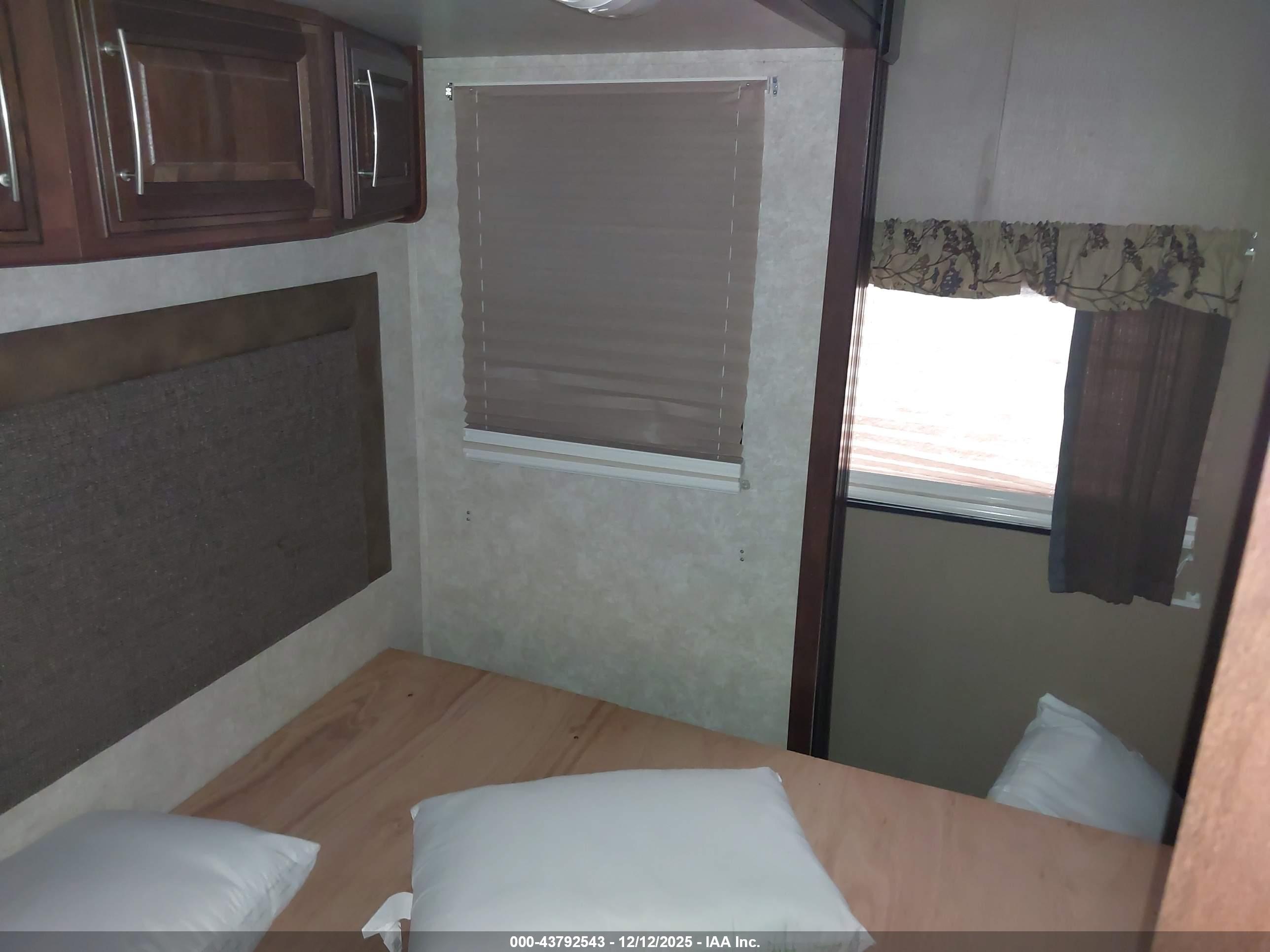 KEYSTONE 37FT image 8
