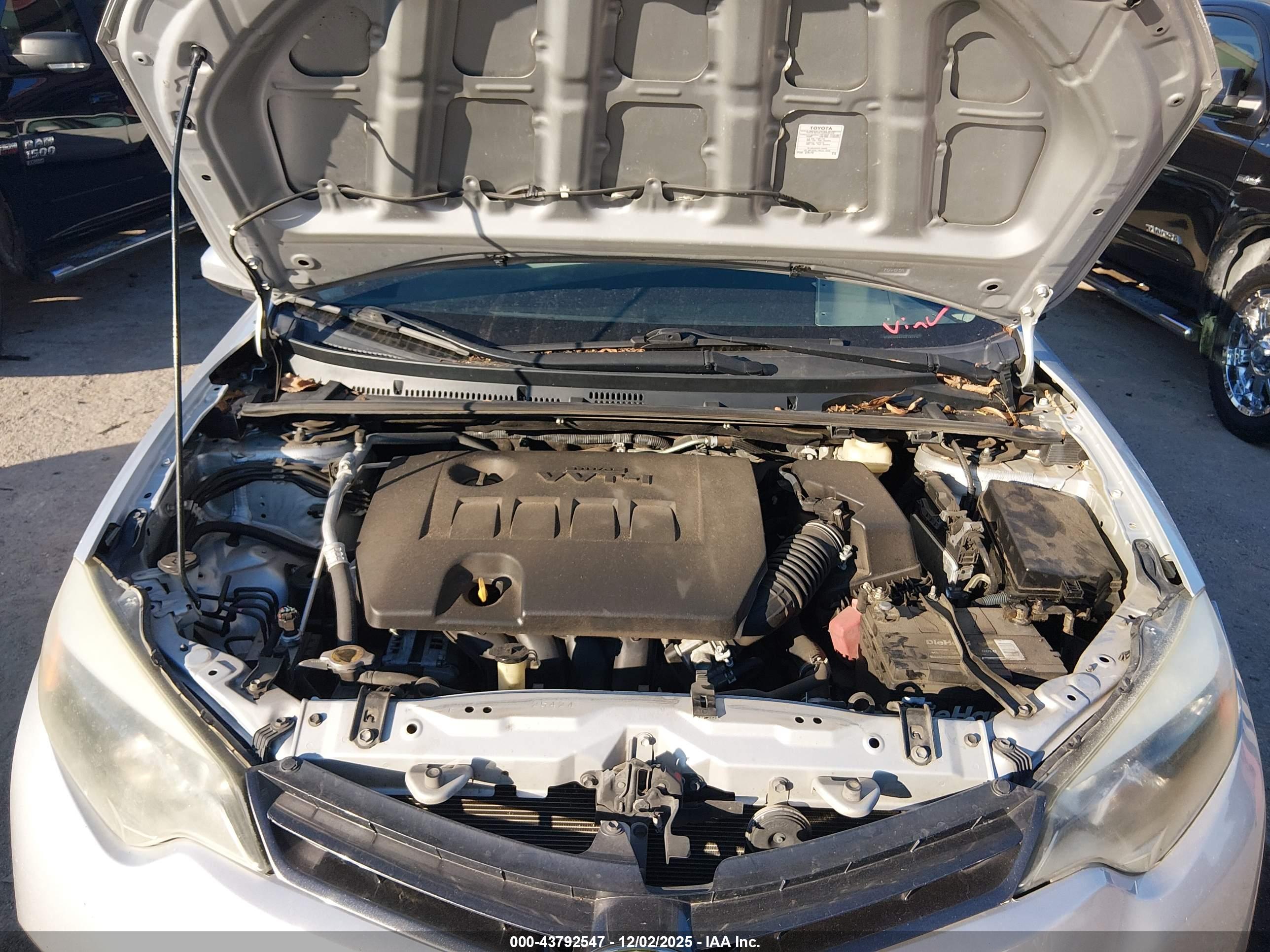 TOYOTA COROLLA image 10