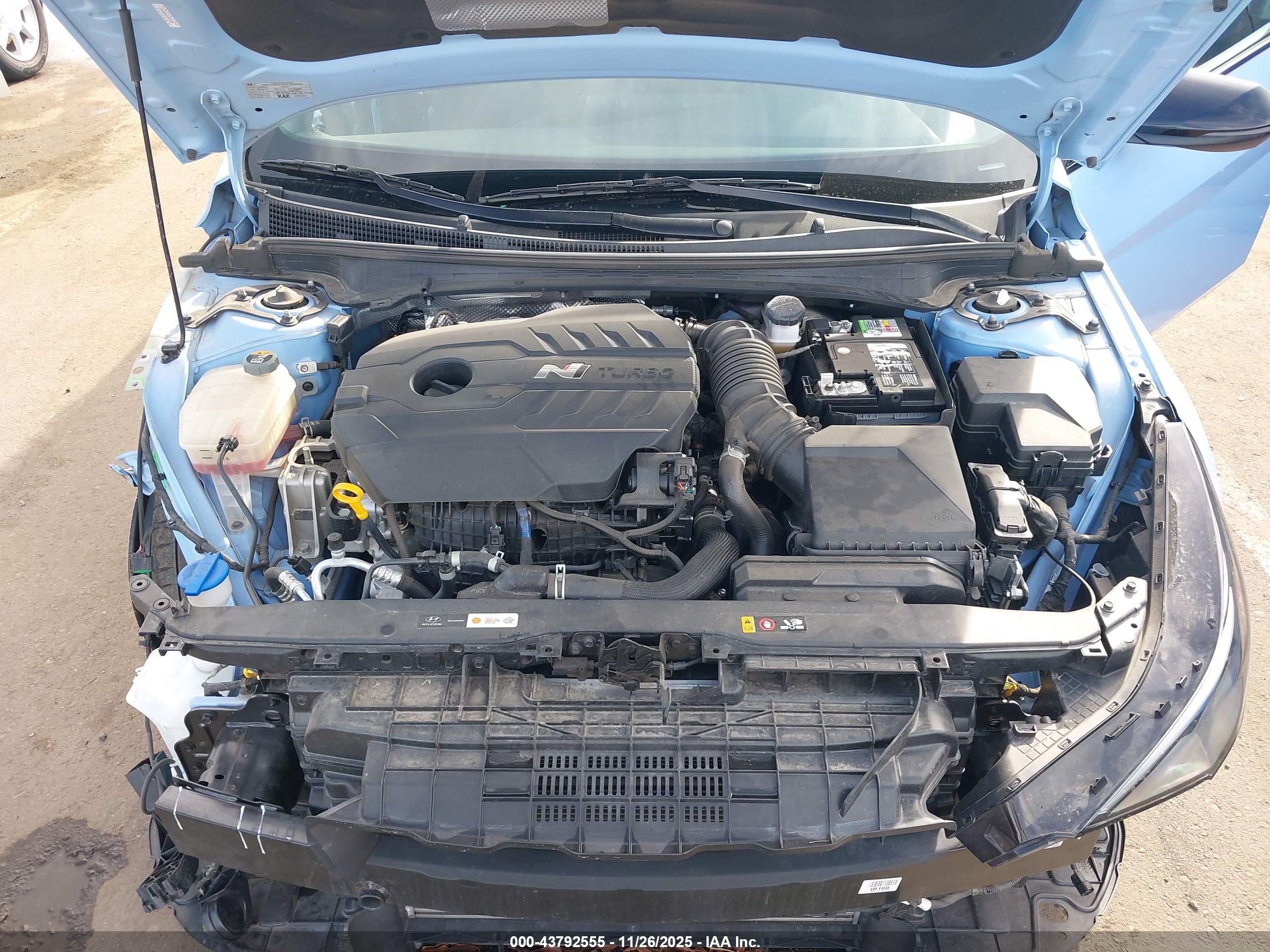 HYUNDAI ELANTRA image 10