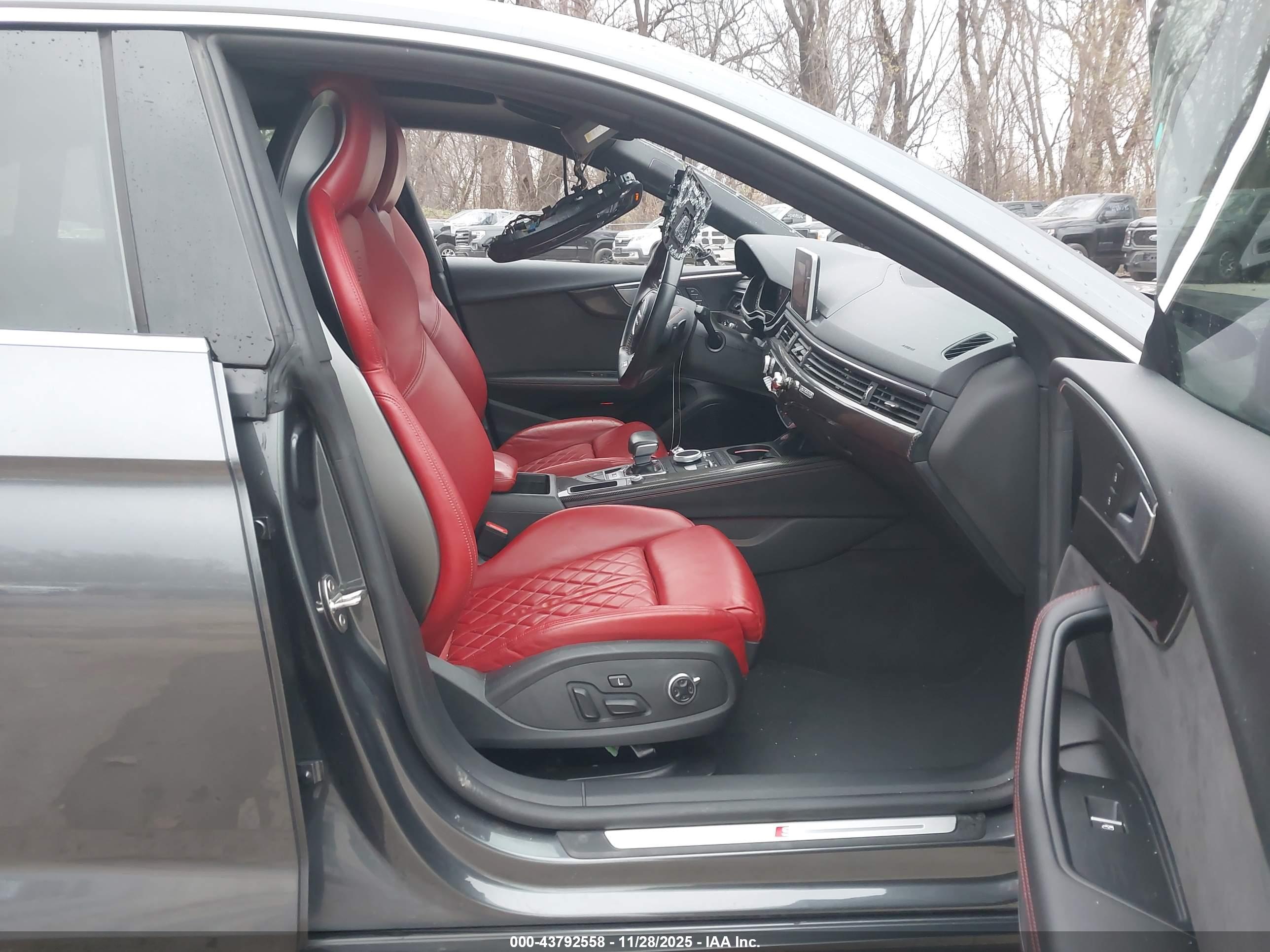 AUDI S5 image 5