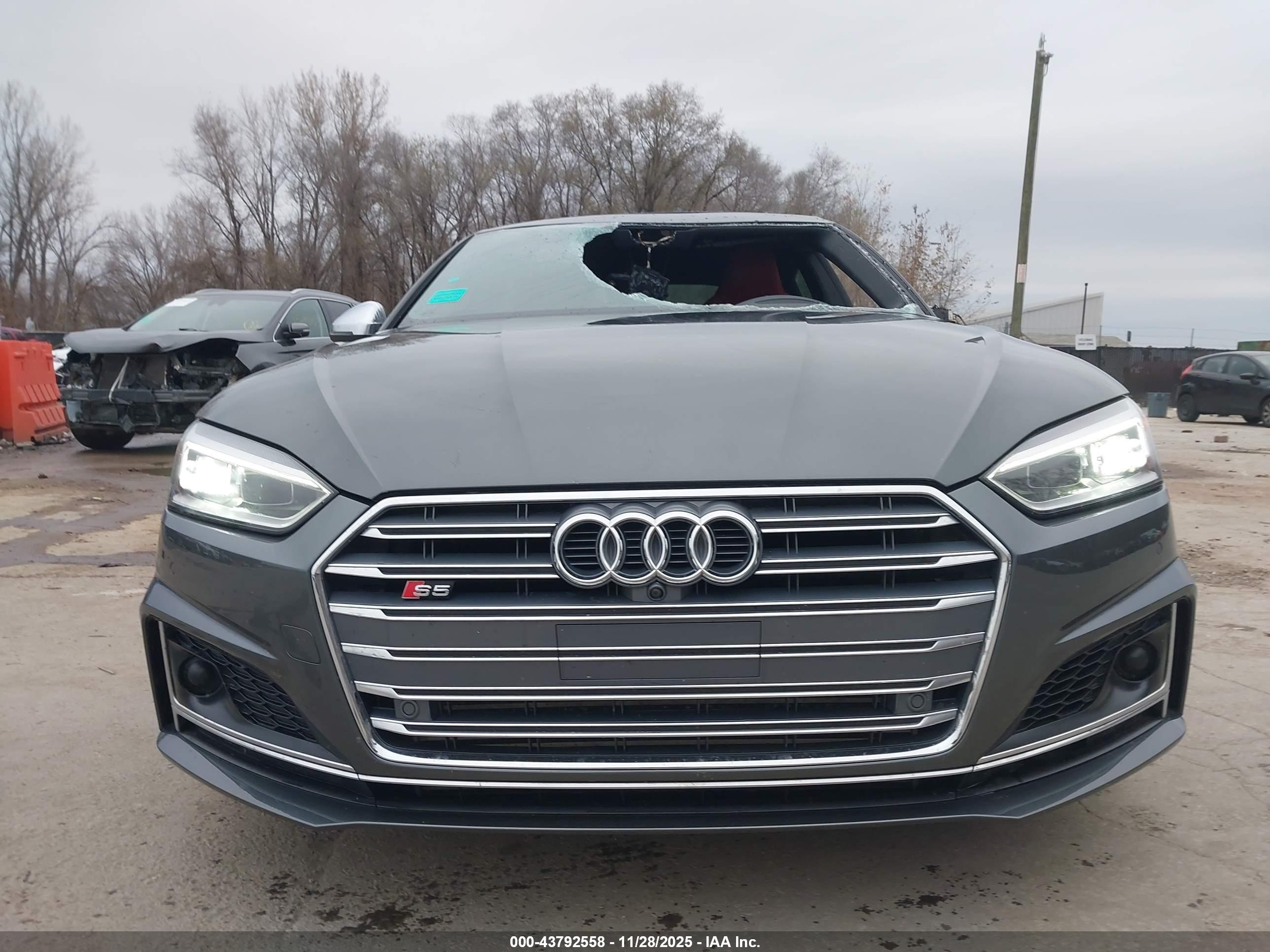 AUDI S5 image 6
