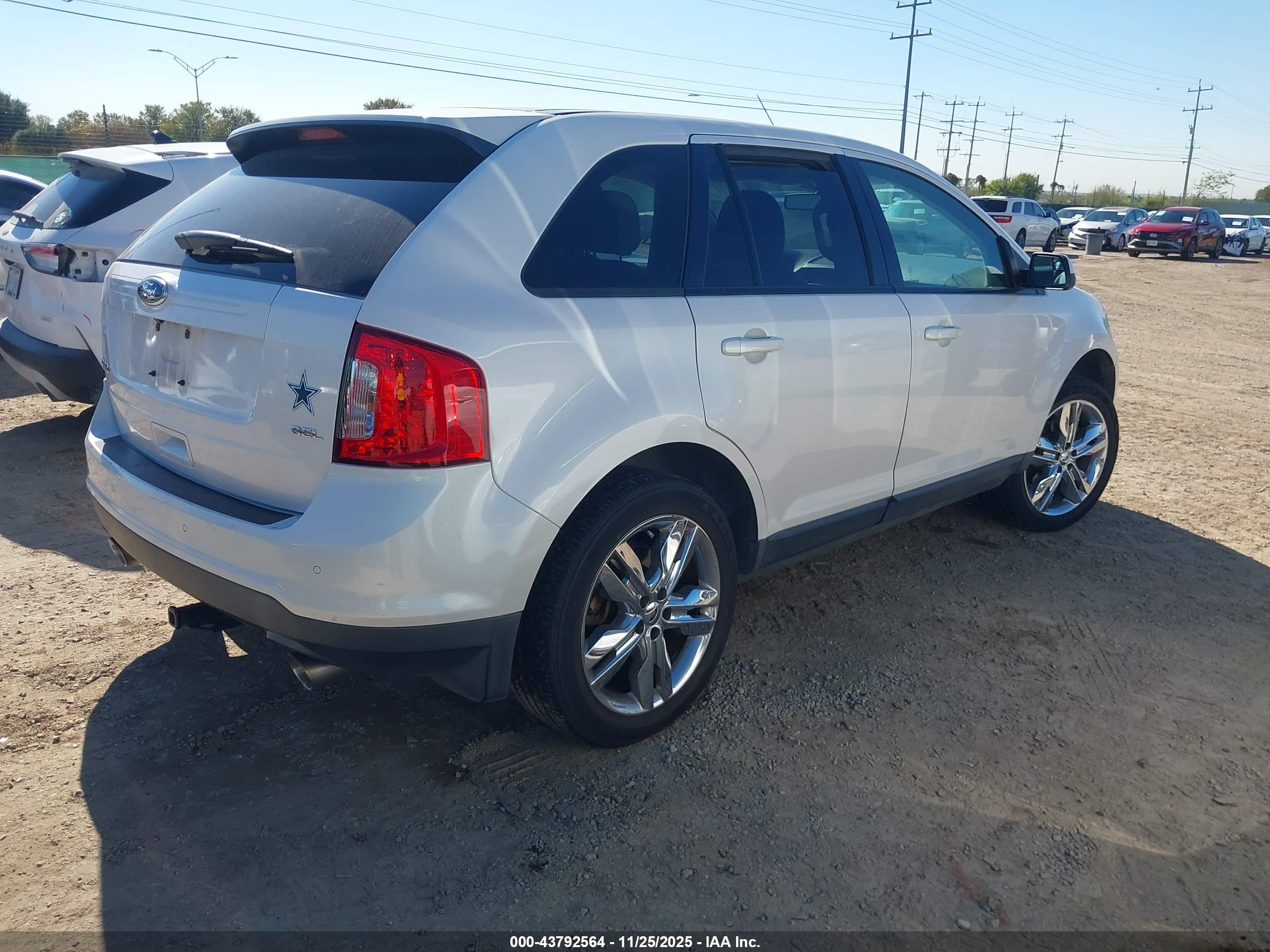 FORD EDGE image 4