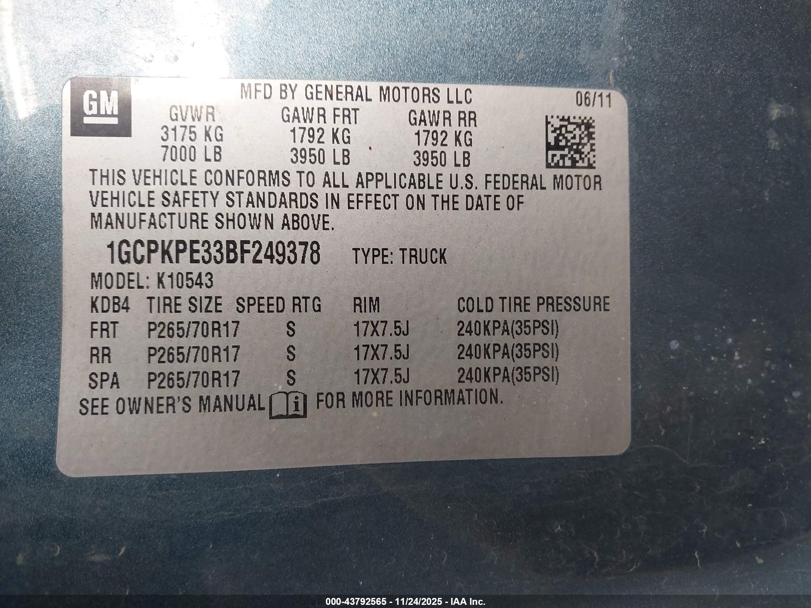 CHEVROLET SILVERADO image 9
