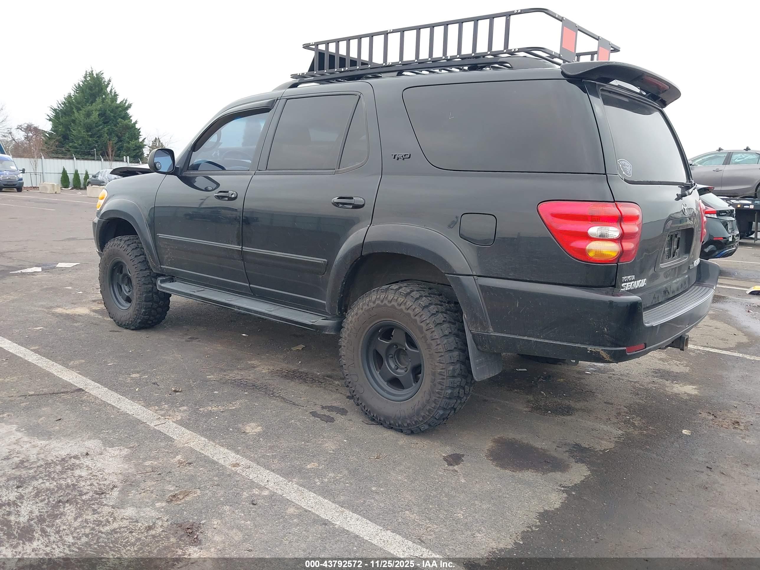 TOYOTA SEQUOIA image 3