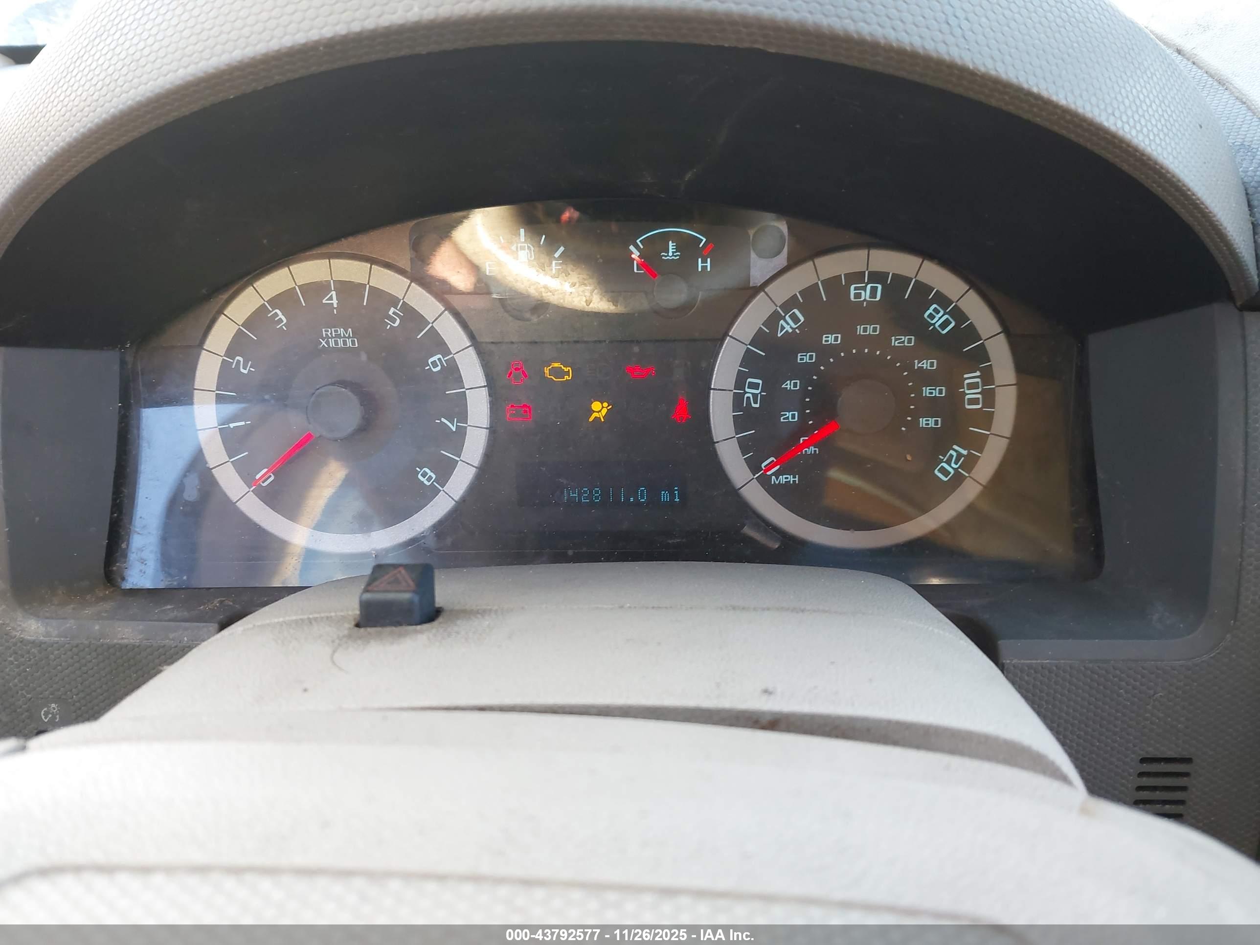 FORD ESCAPE image 7
