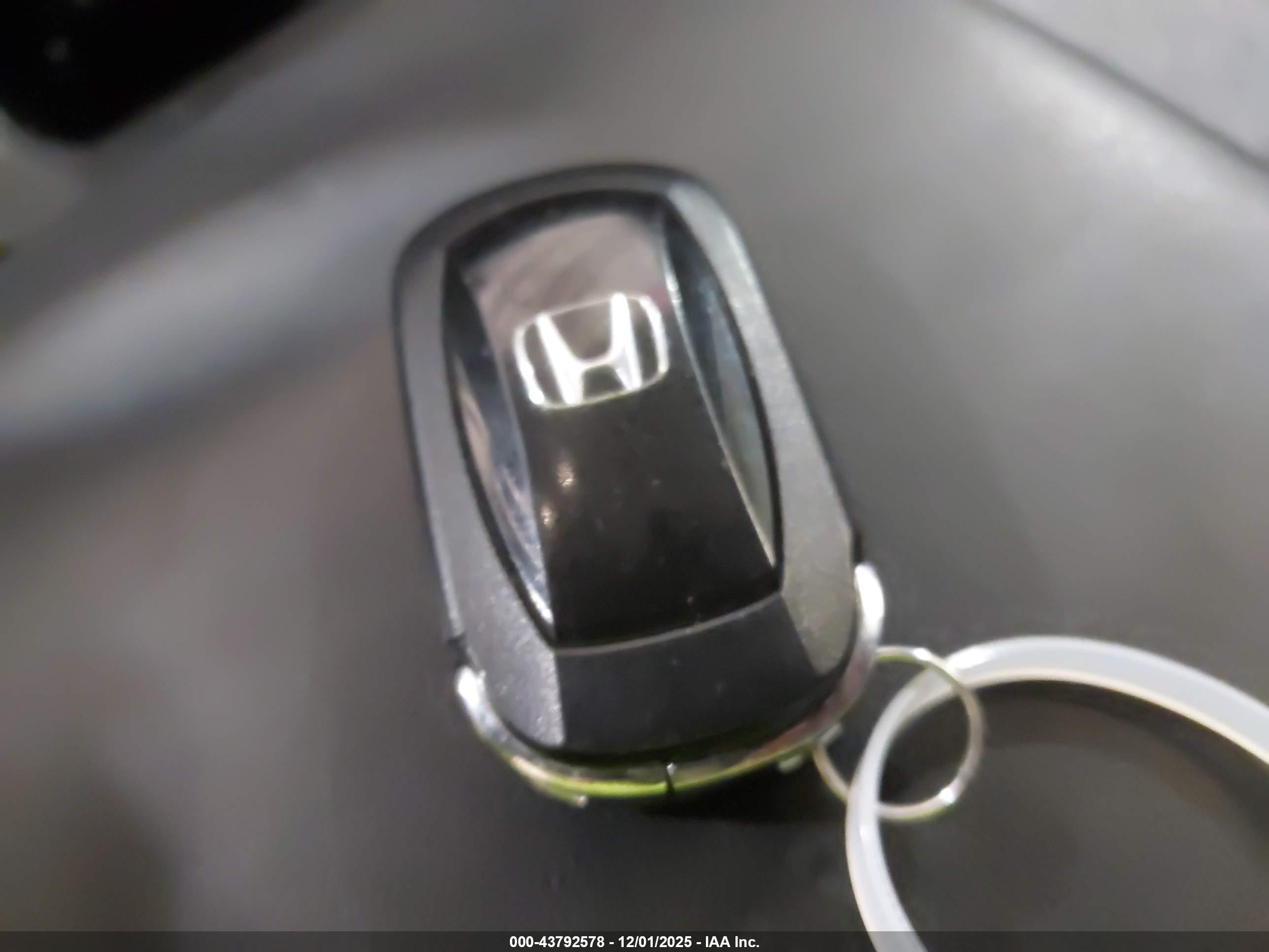 HONDA ACCORD image 11