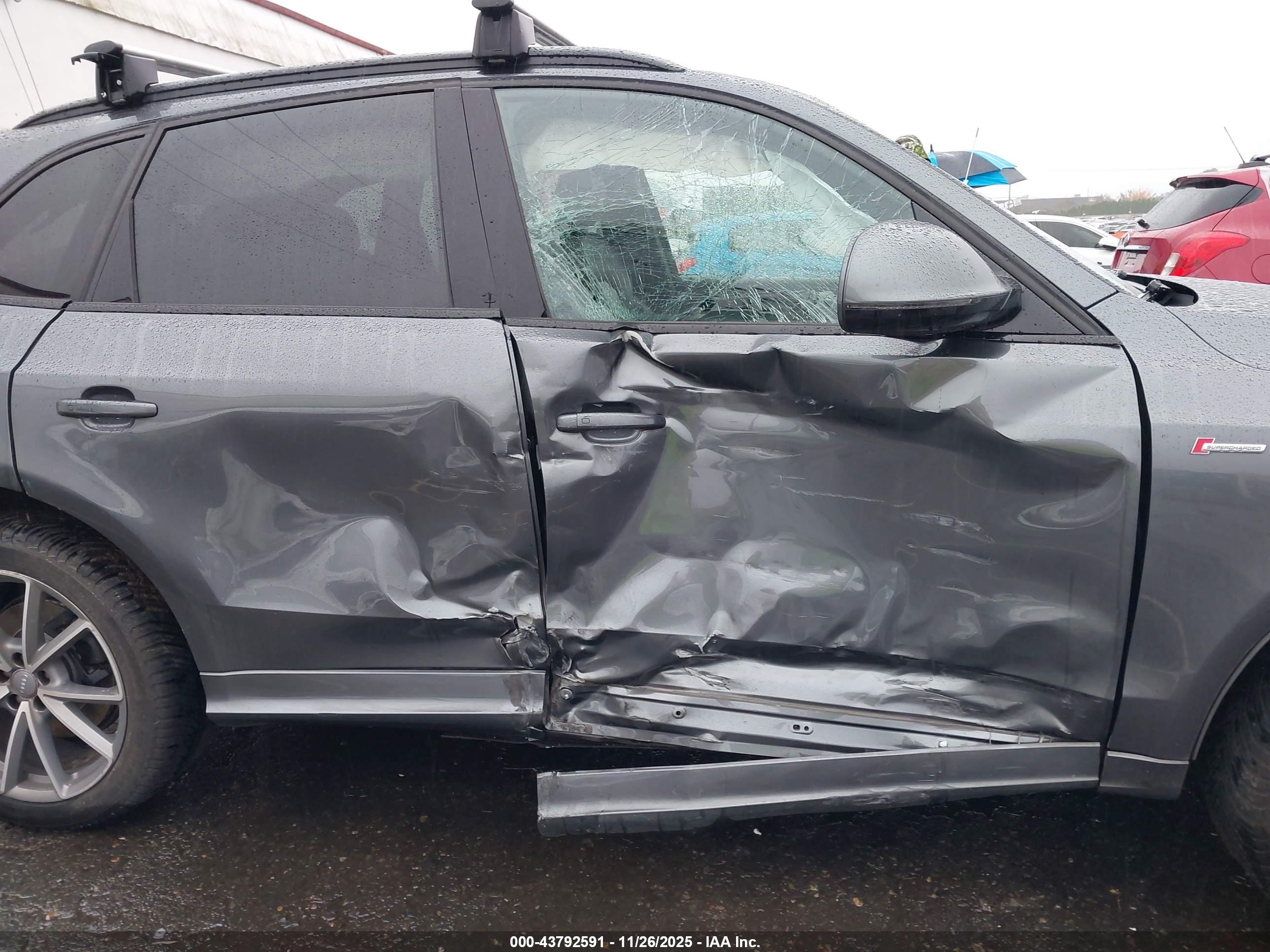 AUDI SQ5 image 6