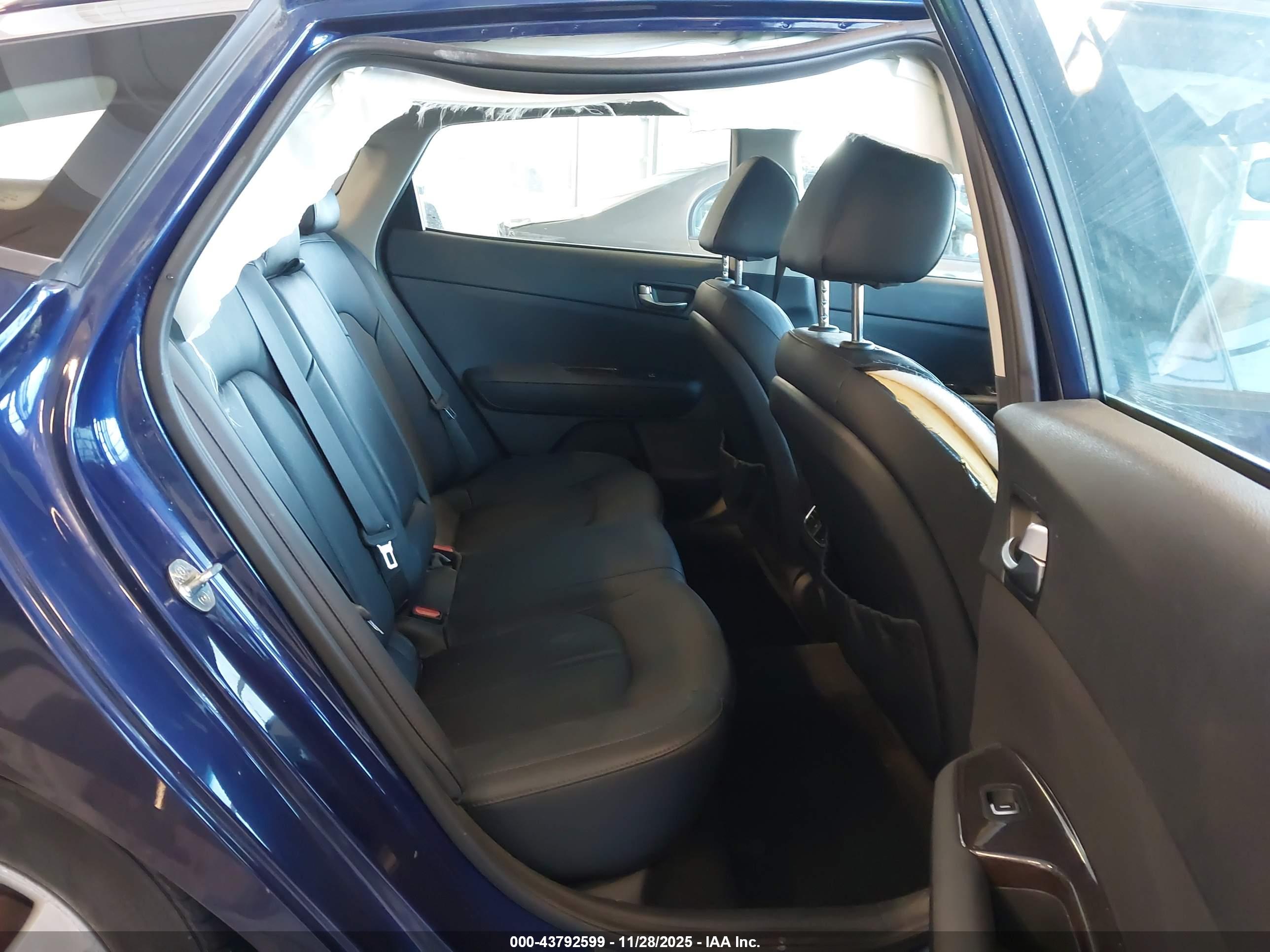 KIA OPTIMA image 8