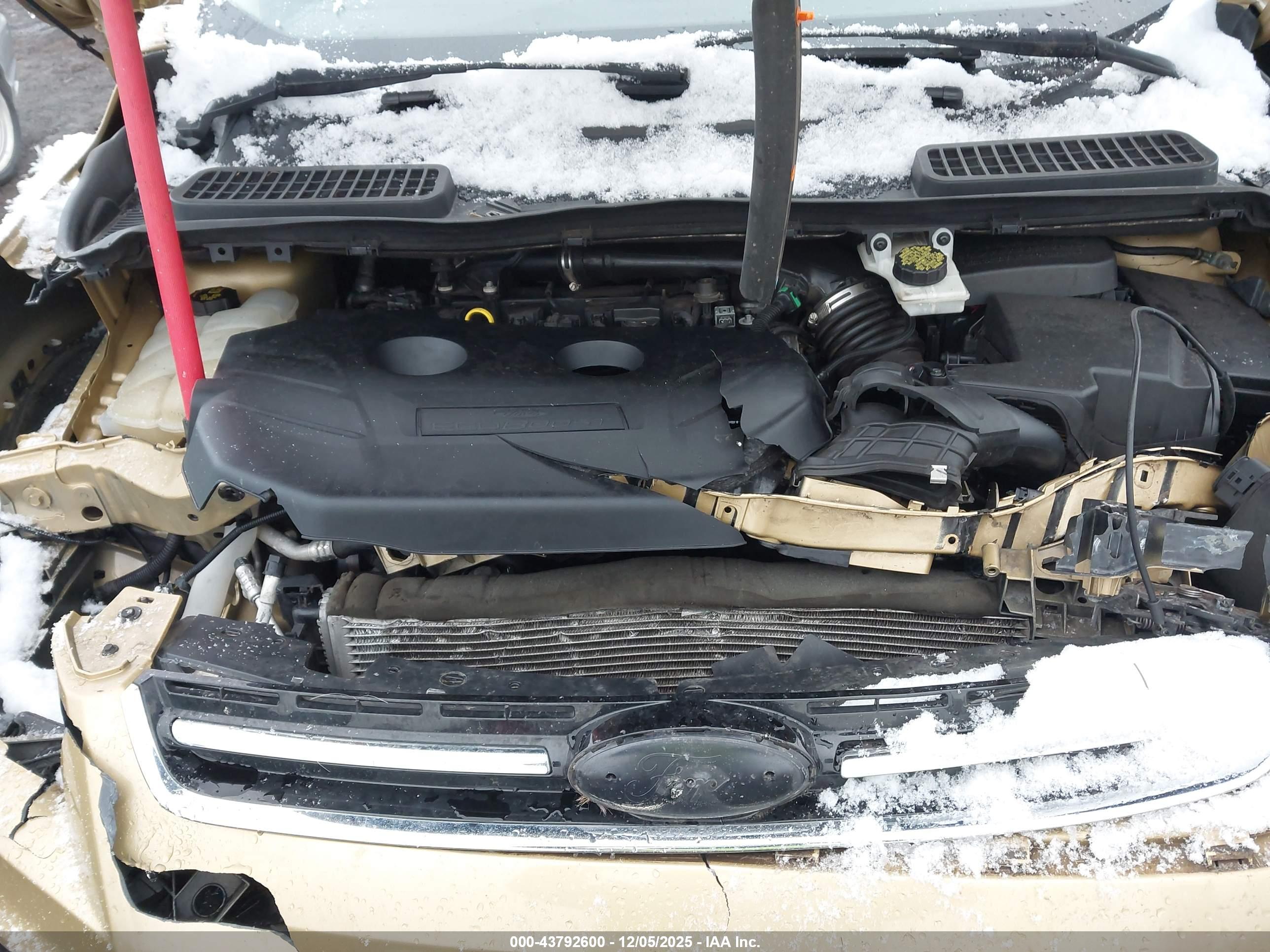 FORD ESCAPE image 10
