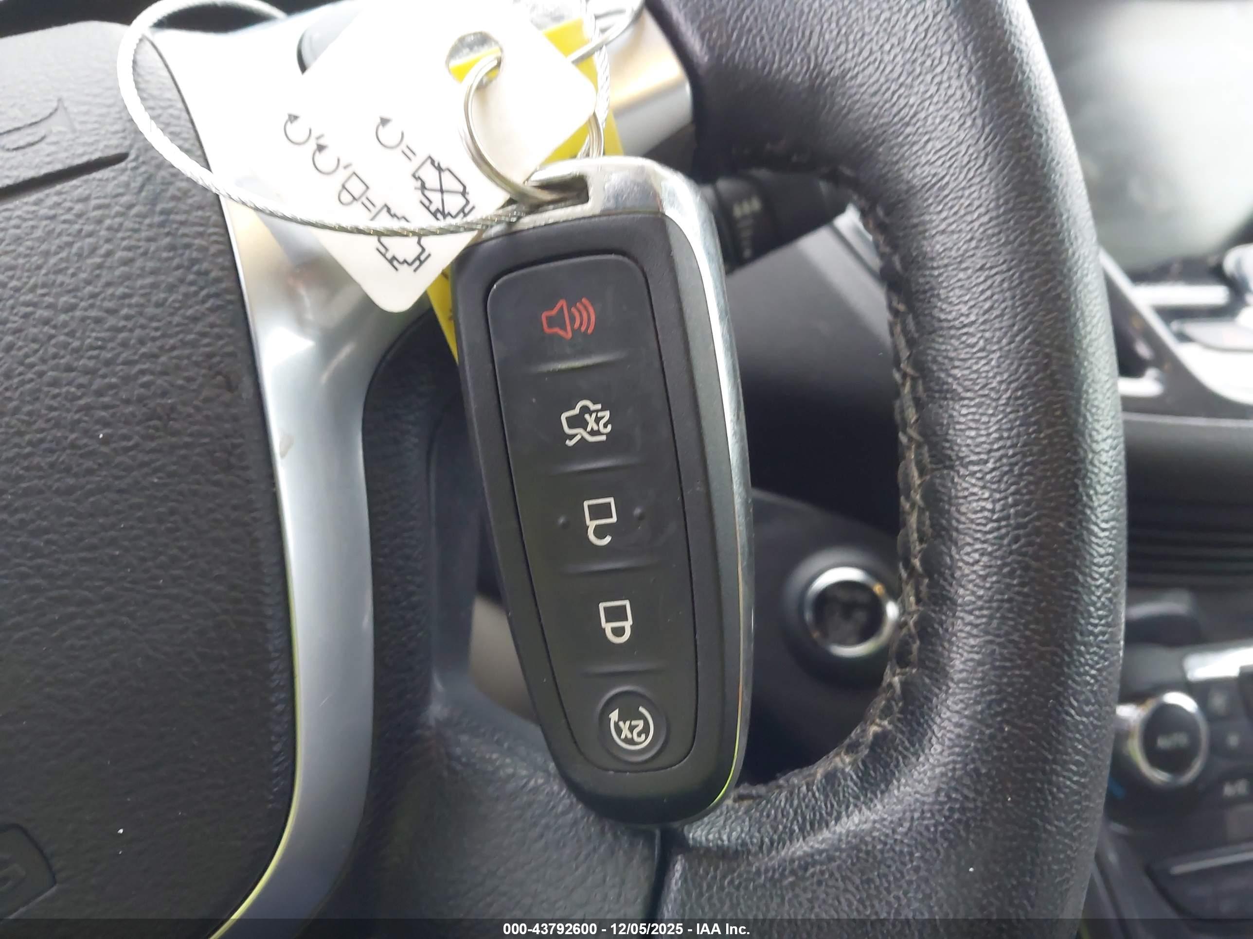 FORD ESCAPE image 11