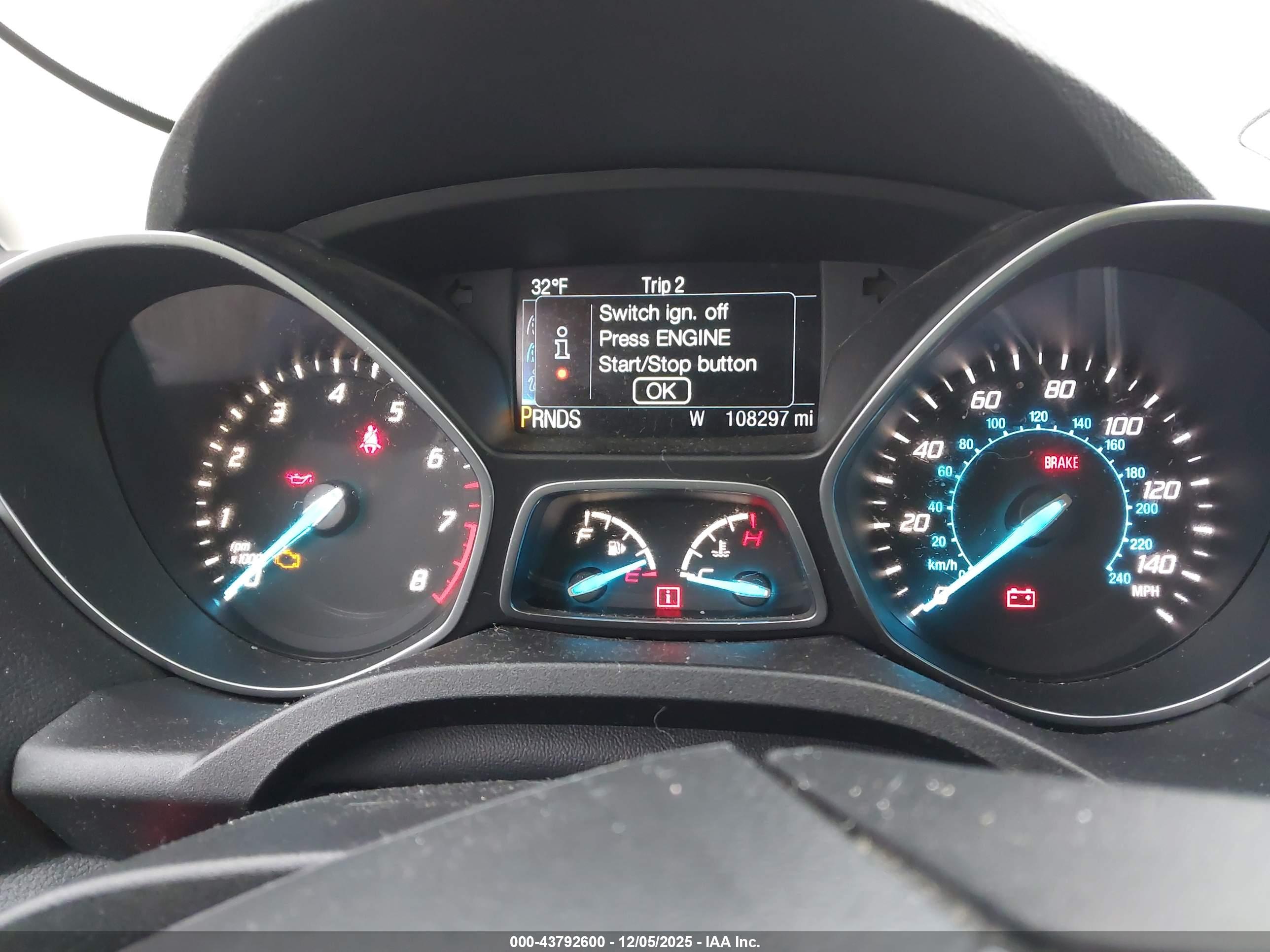 FORD ESCAPE image 7