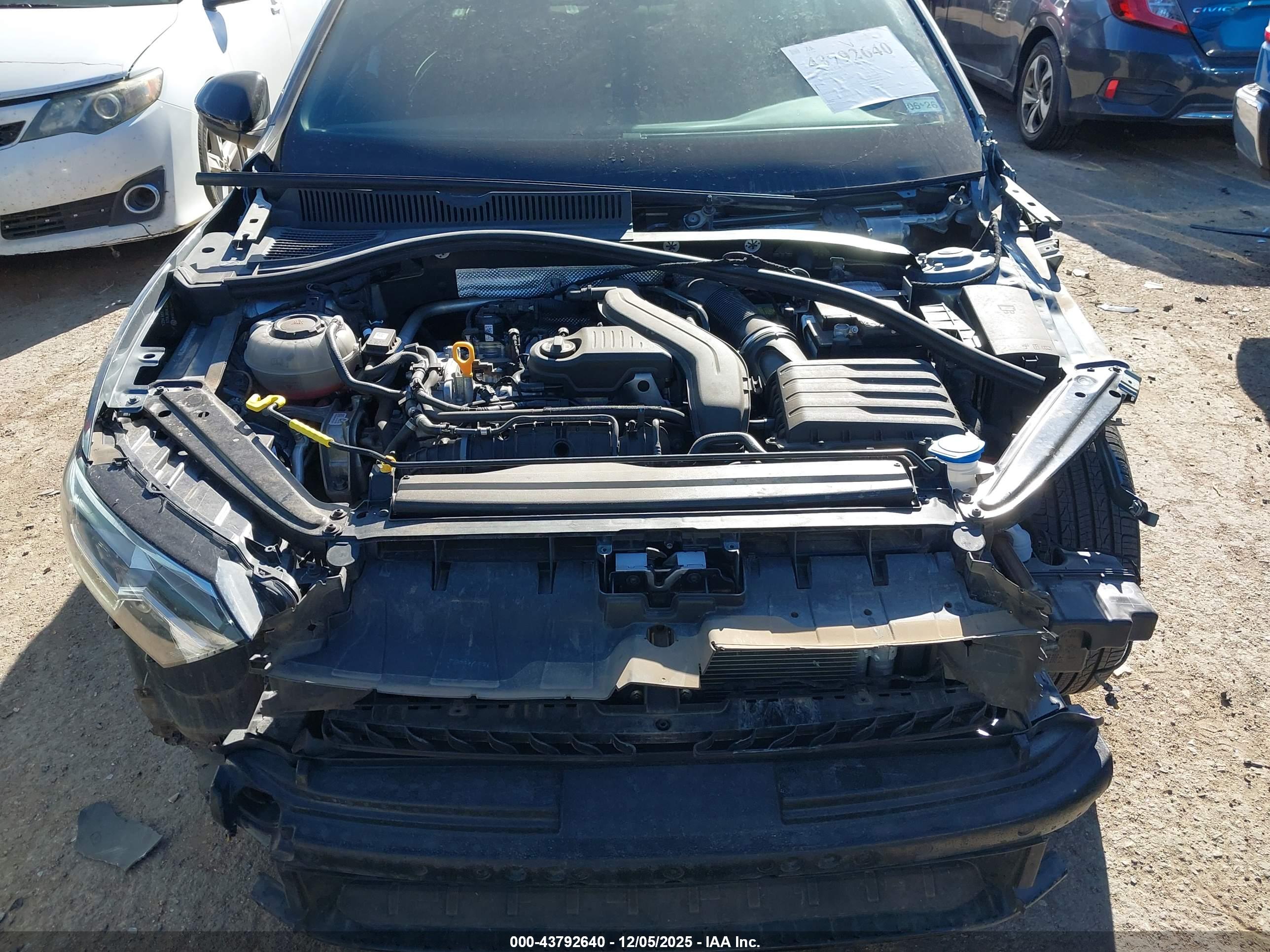 VOLKSWAGEN JETTA image 6