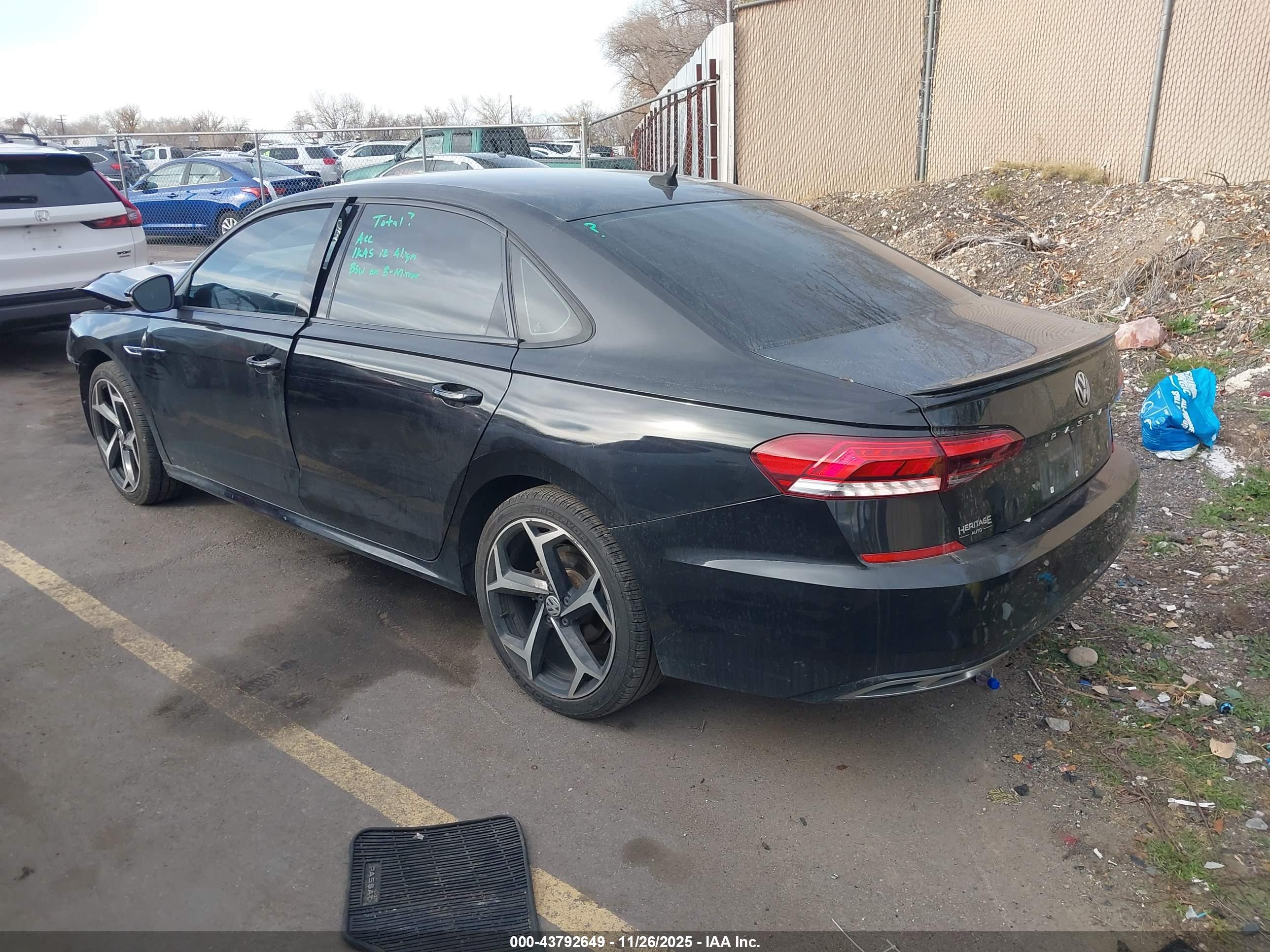 VOLKSWAGEN PASSAT image 3