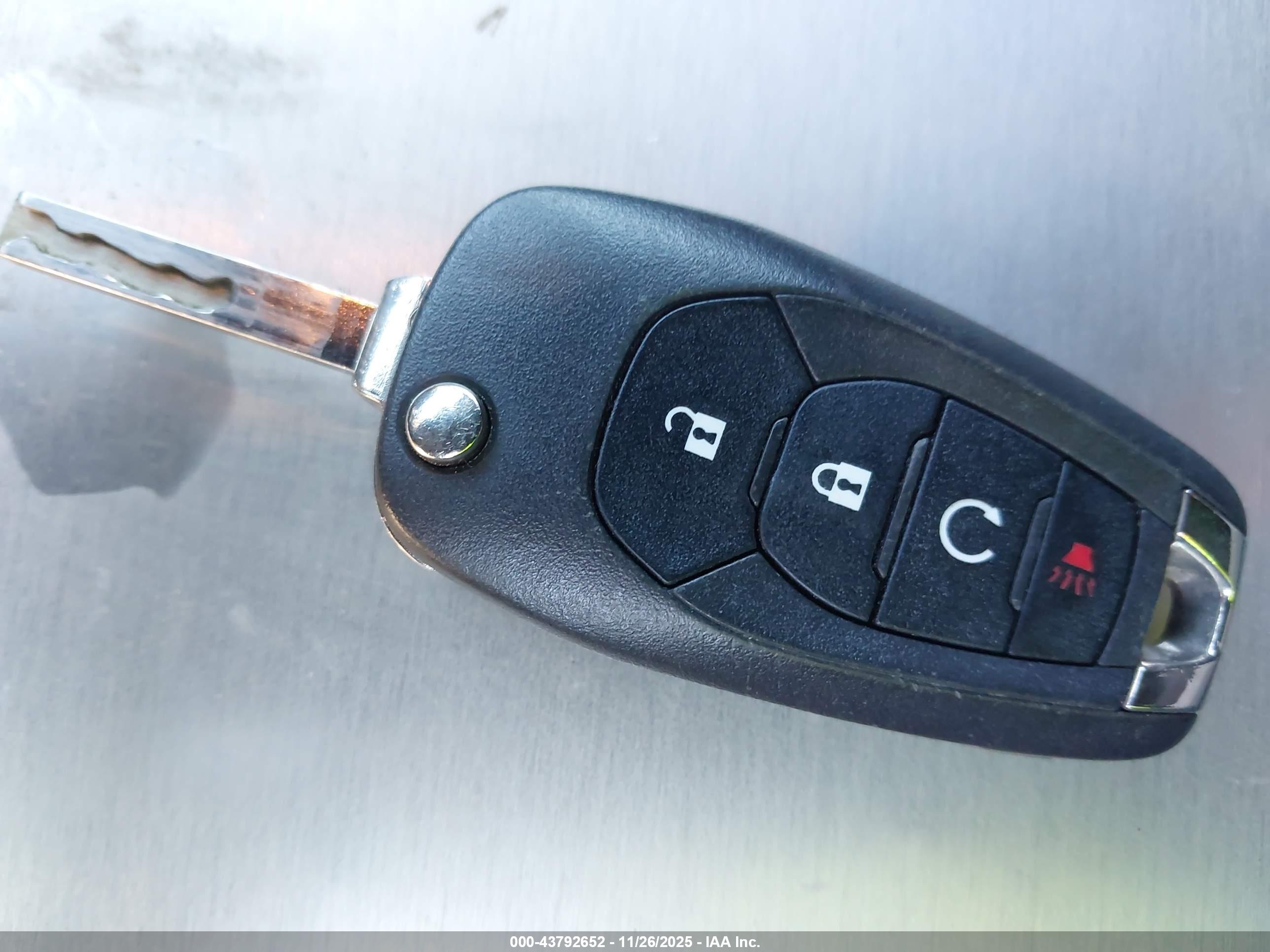 CHEVROLET TRAX image 11