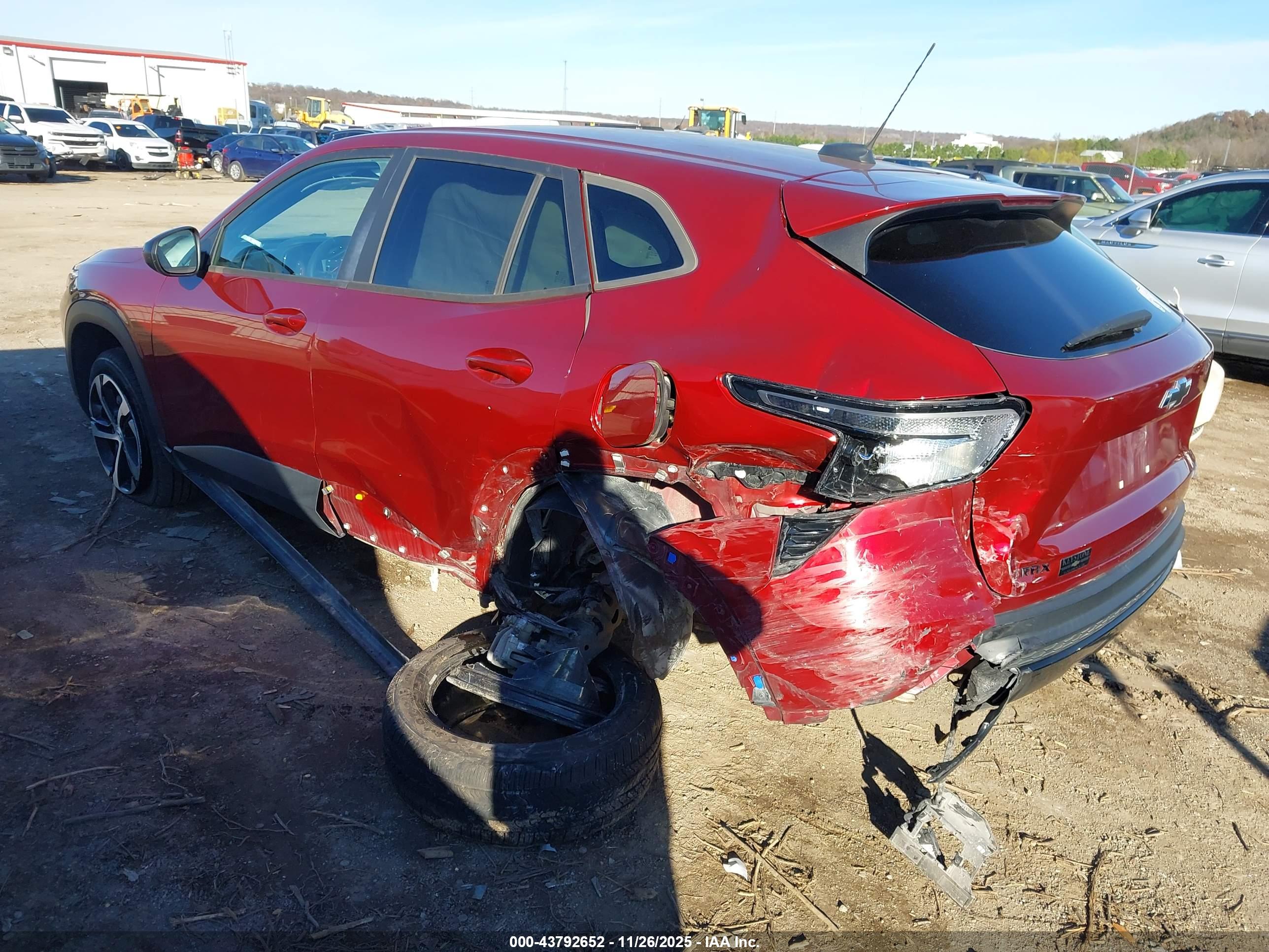 CHEVROLET TRAX image 3